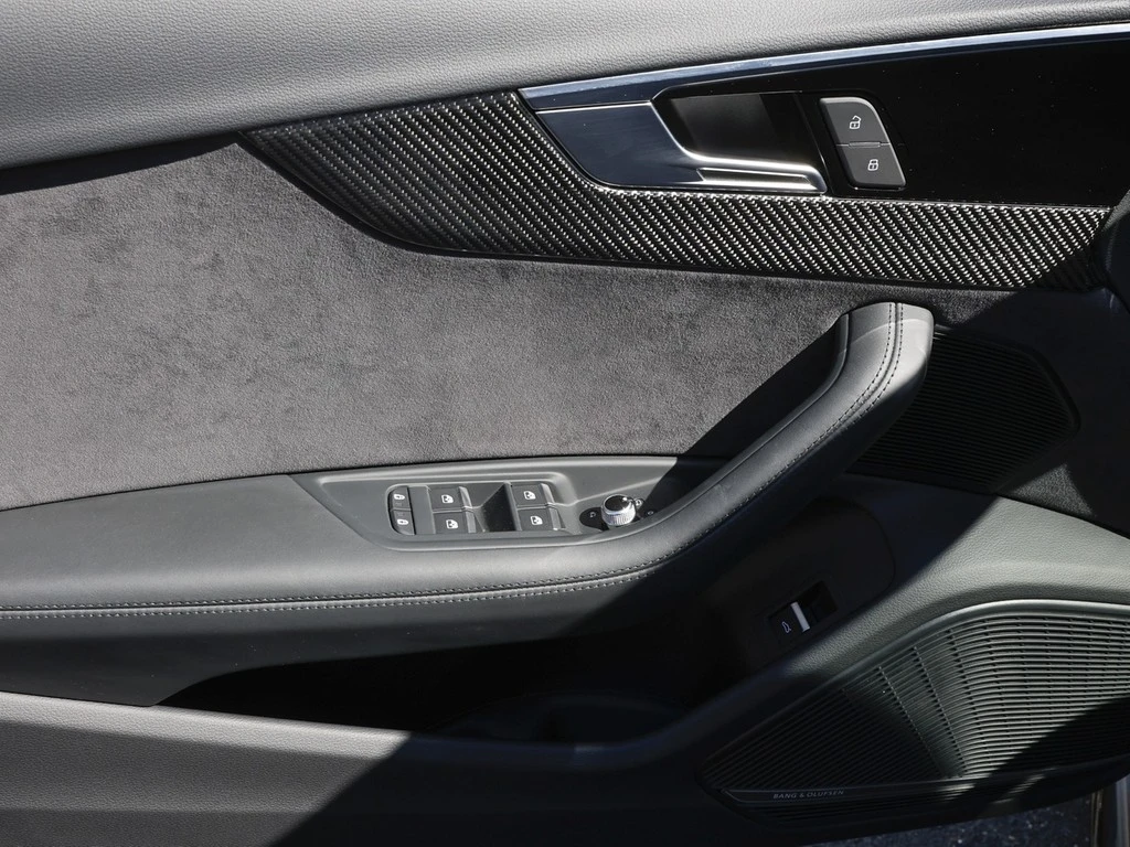 Audi-RS4-image-20