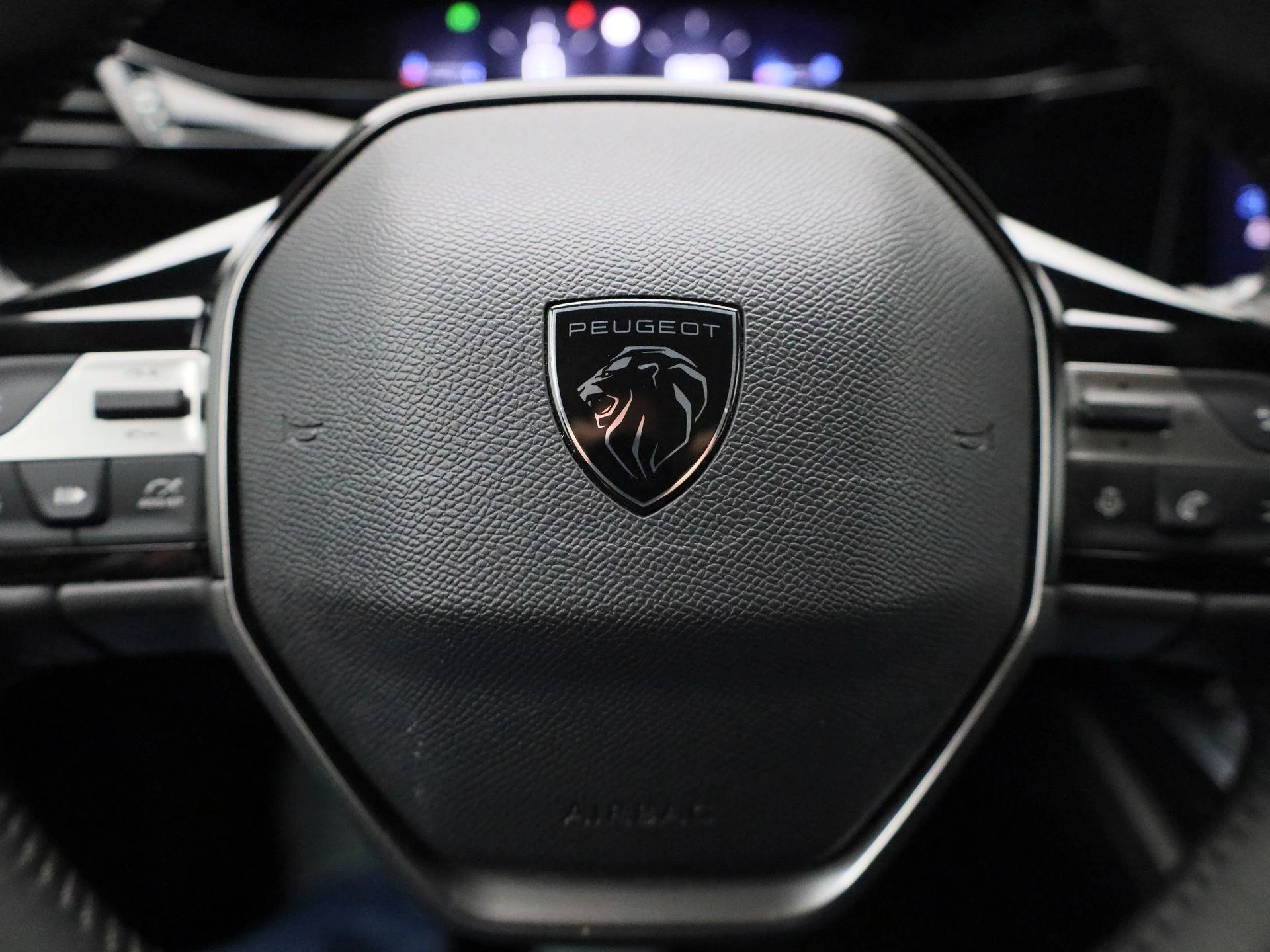Peugeot-308-image-18