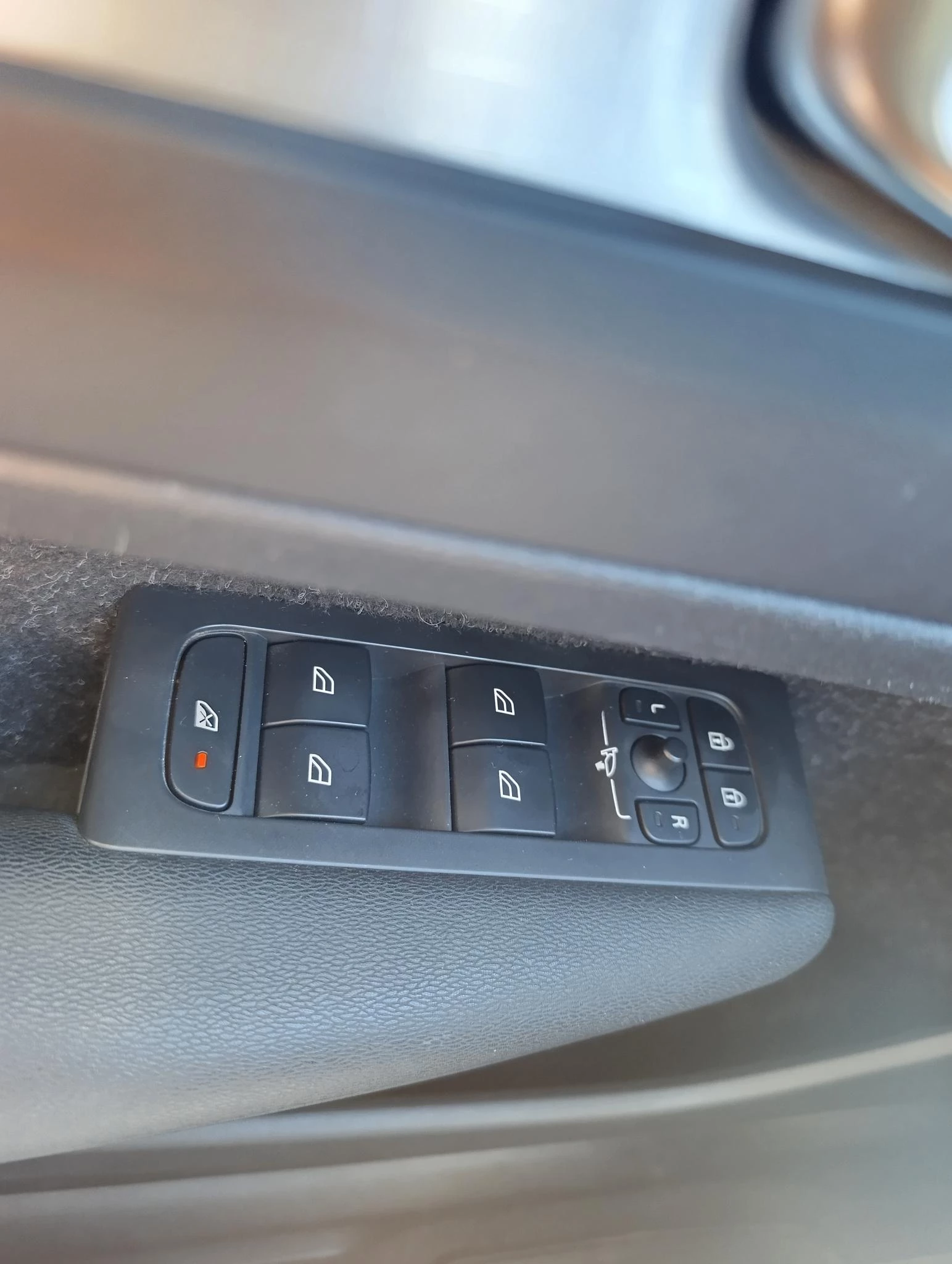 Volvo XC40 1.5 T5 Recharge Business Pro
