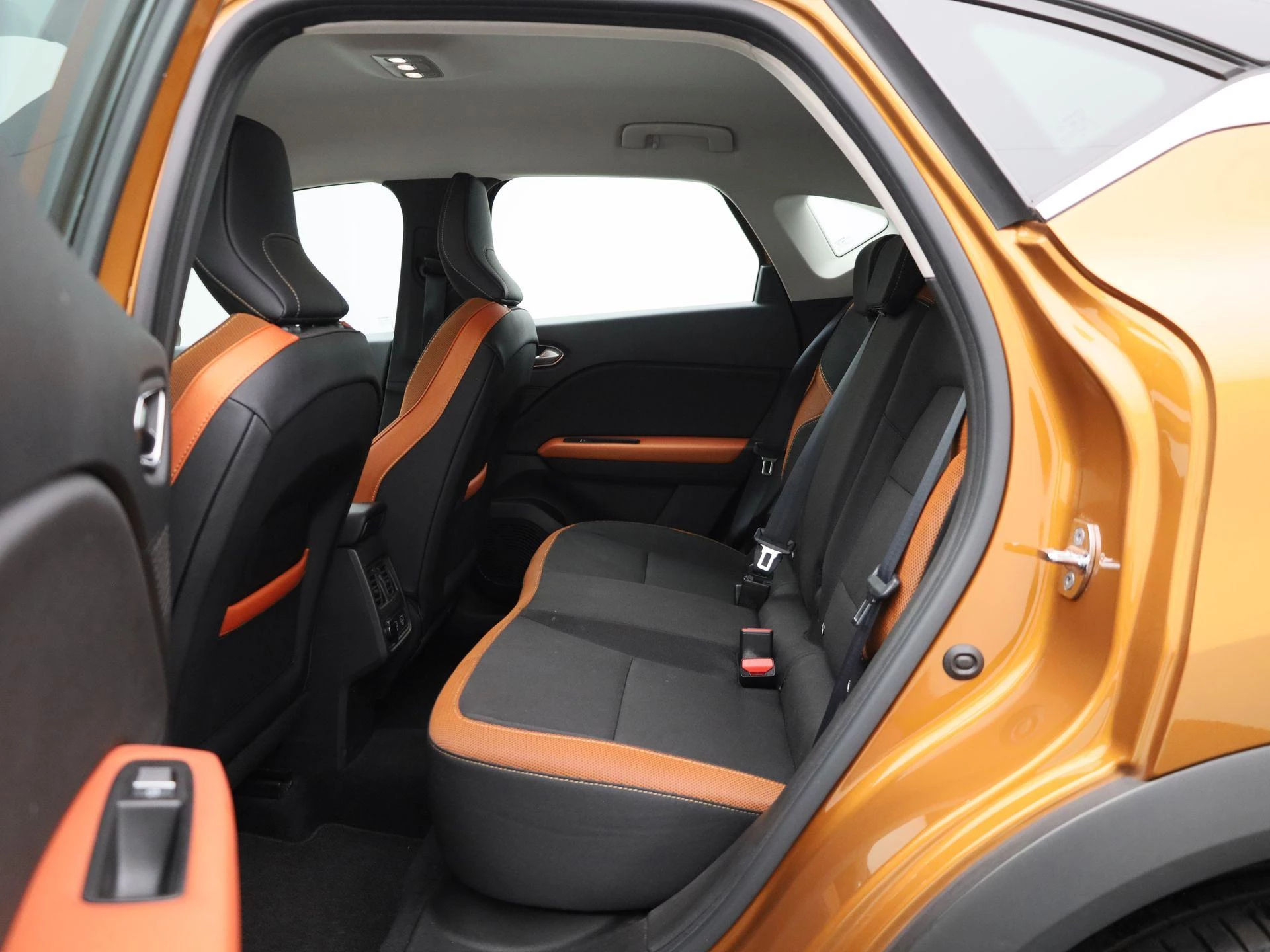 Renault-Captur-image-11