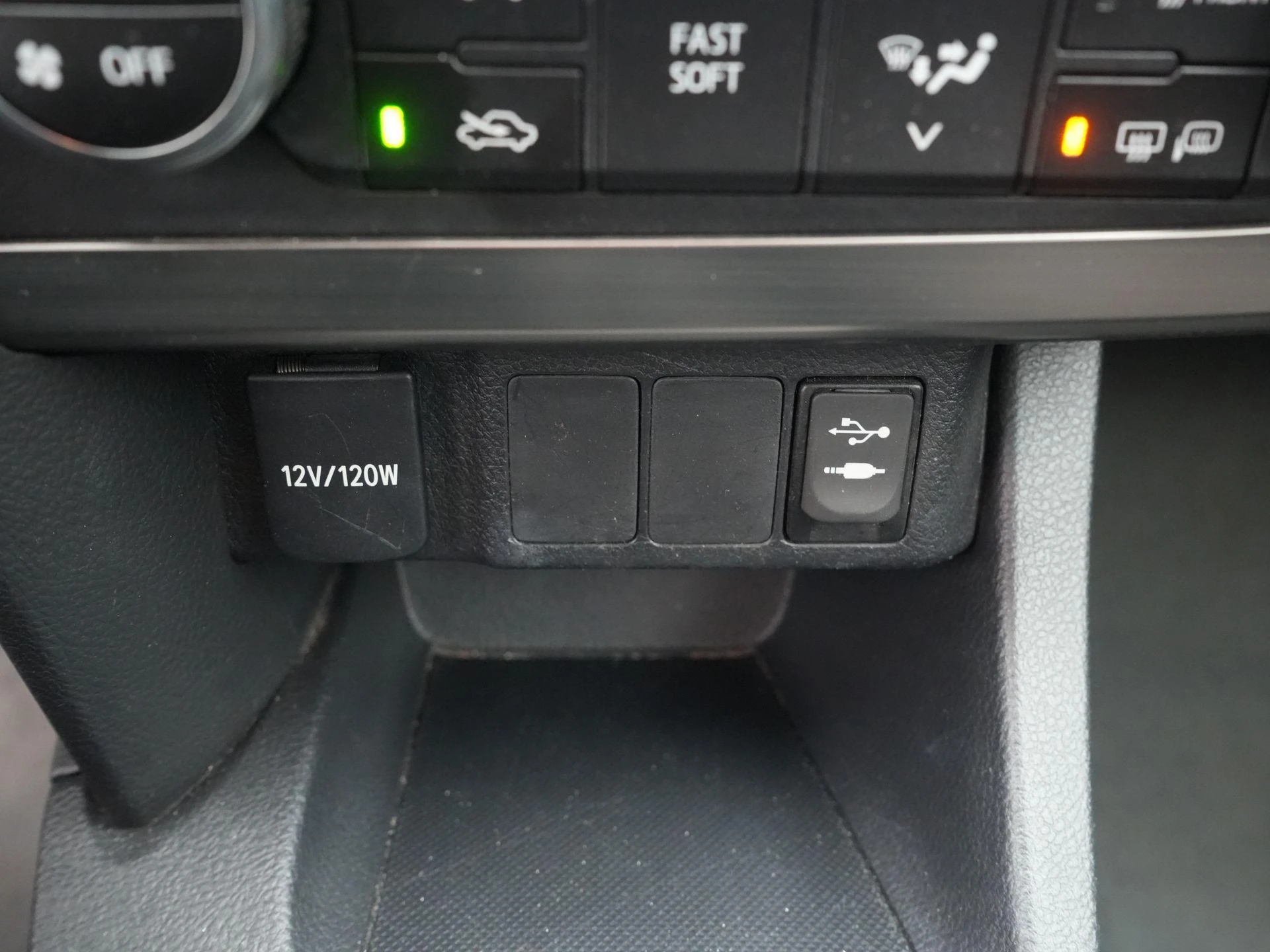 Toyota-Auris-image-17