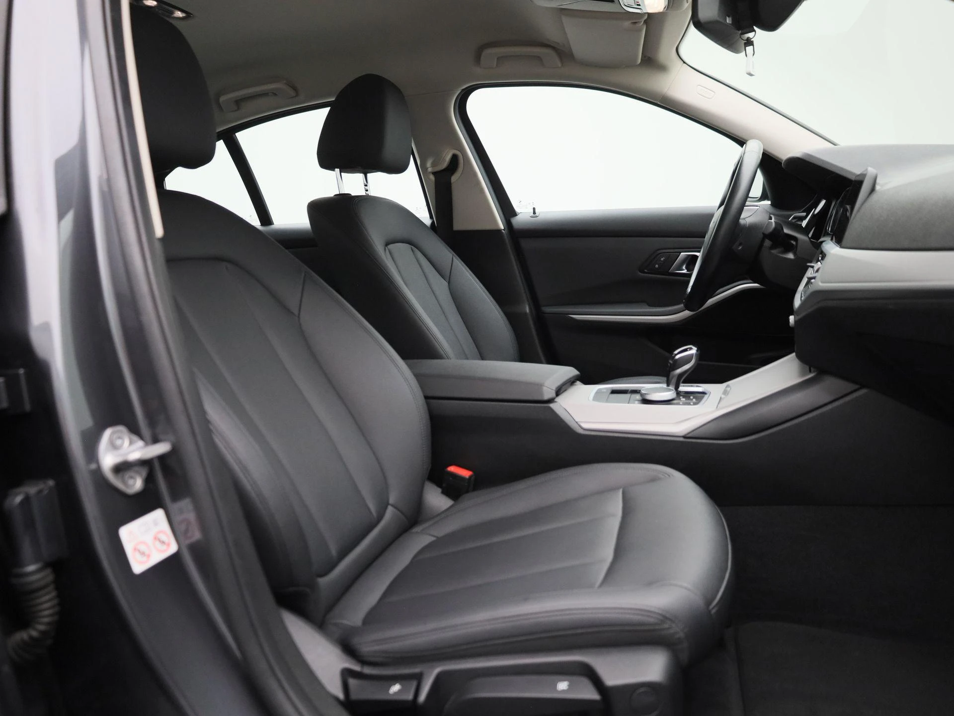 BMW-3 Reeks-image-32