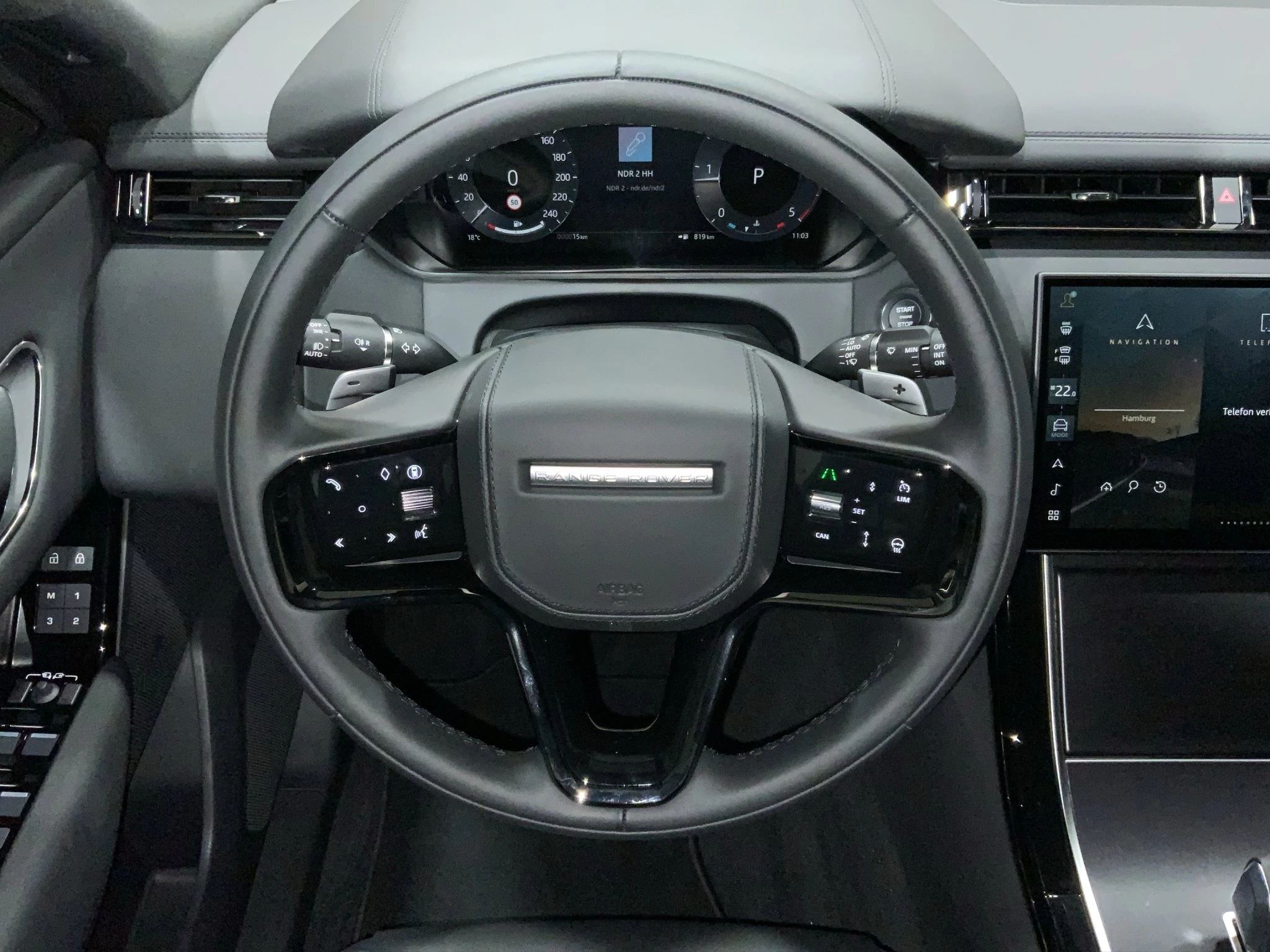 Land Rover Range Rover Velar DYNAMIC SE D200 AWD | Pano | Black