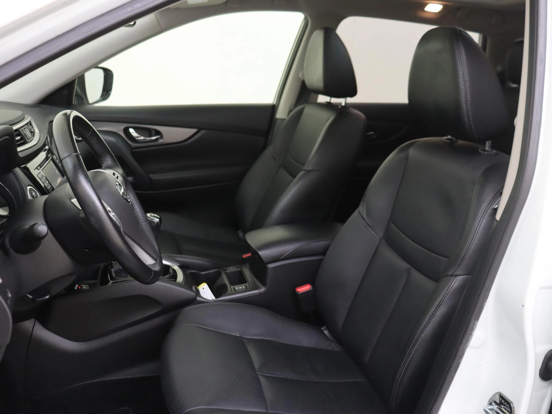 Nissan-X-Trail-image-10
