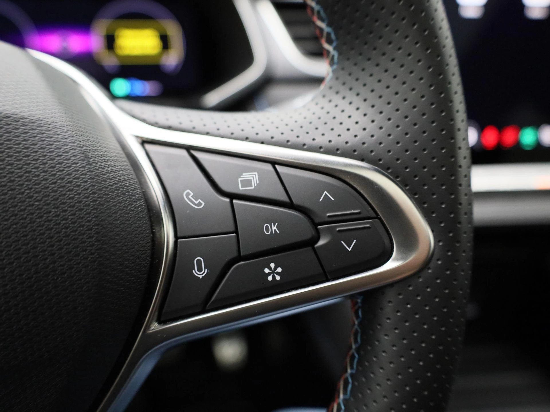 Renault-Captur-image-15