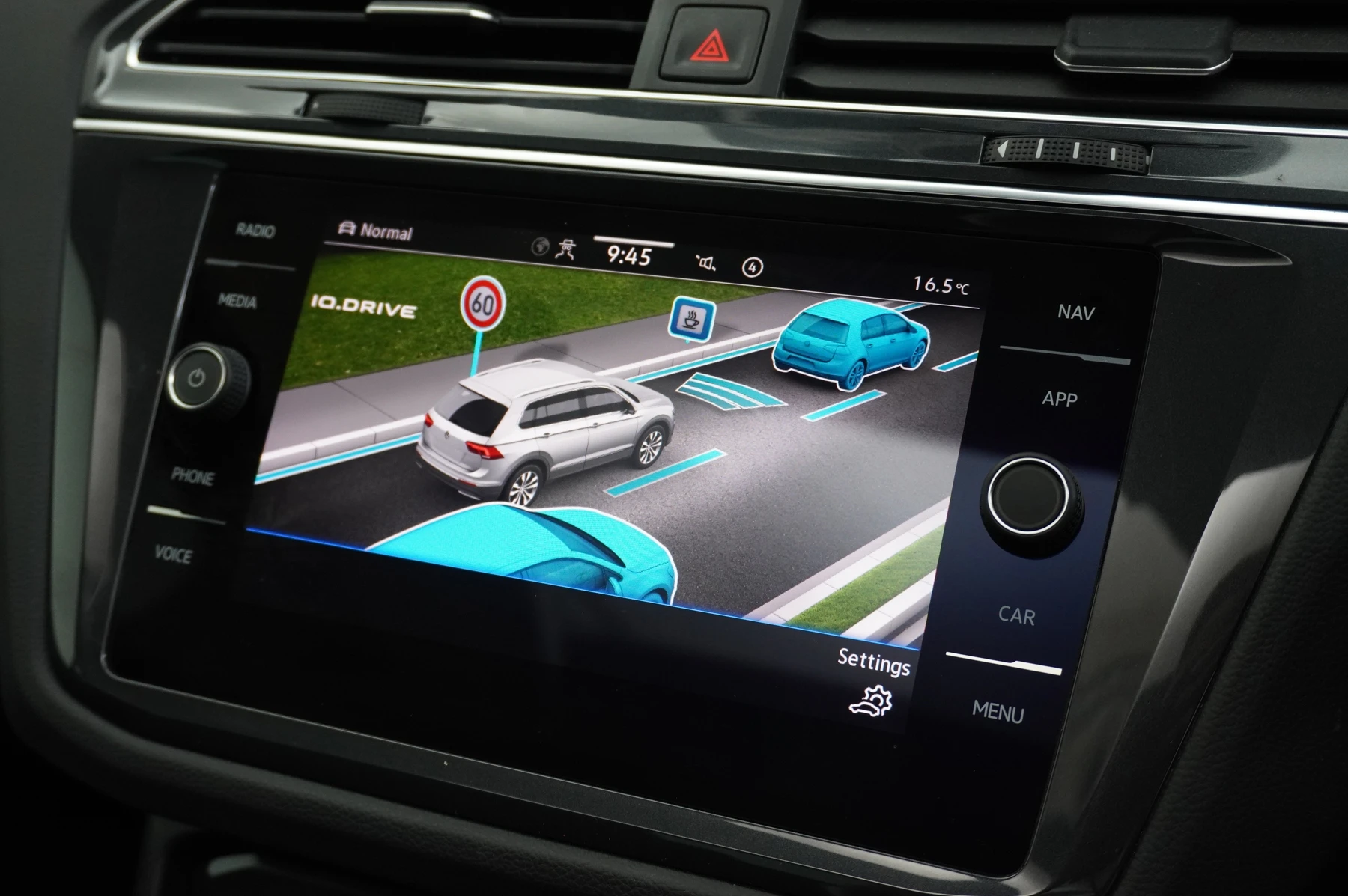 Volkswagen-Tiguan-image-44