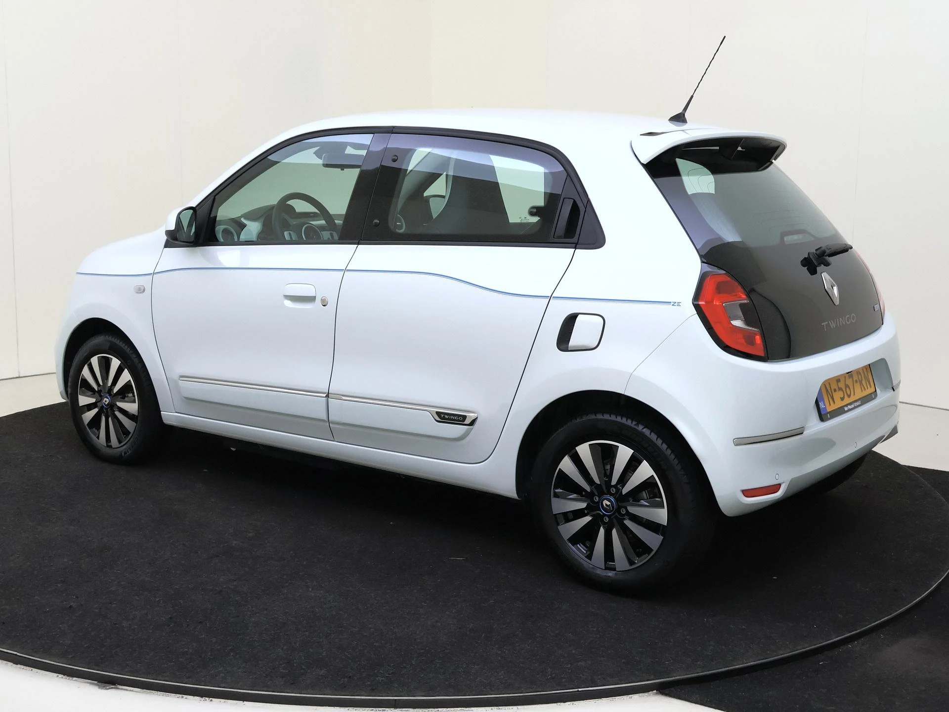 Renault-Twingo-image-2