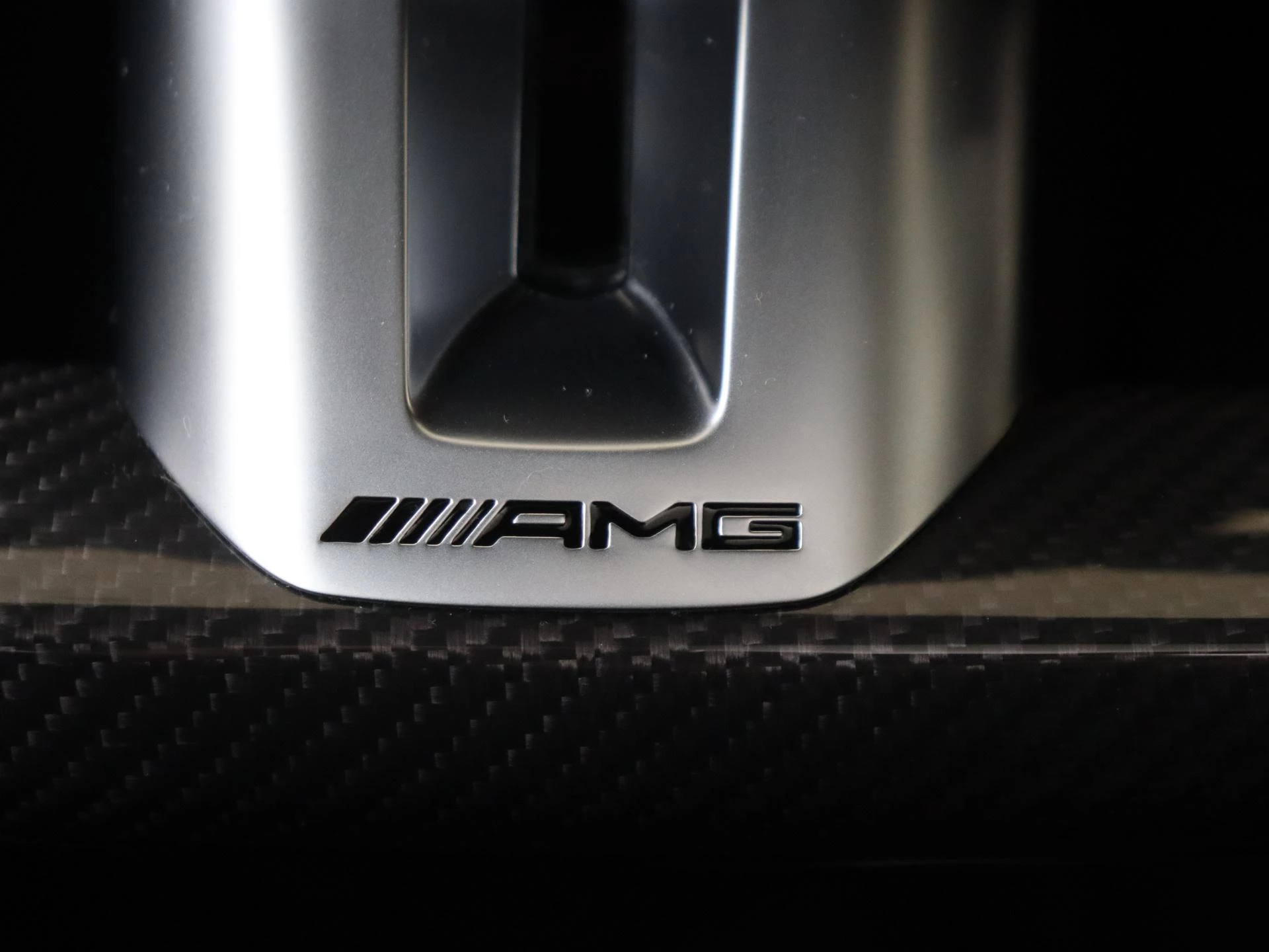 Mercedes-Benz-E-Klasse-image-23