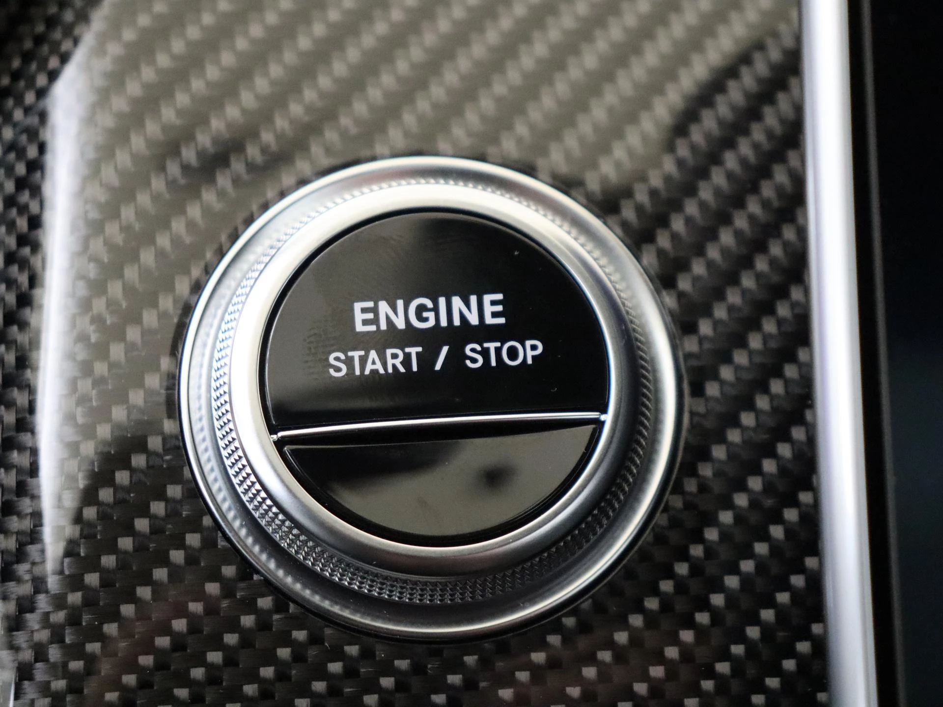 Mercedes-Benz-S-Klasse-image-22