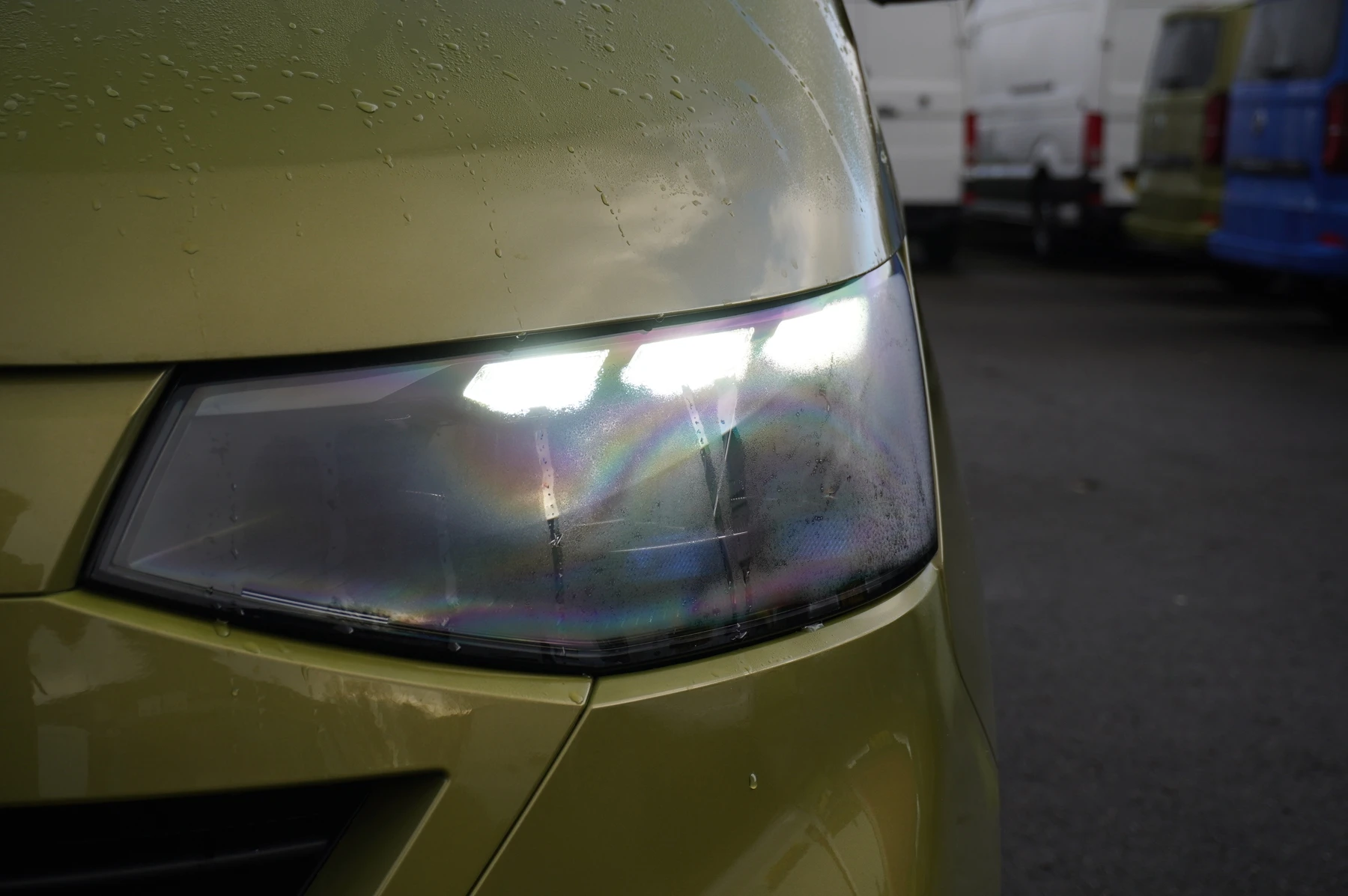 Volkswagen-Transporter-image-55
