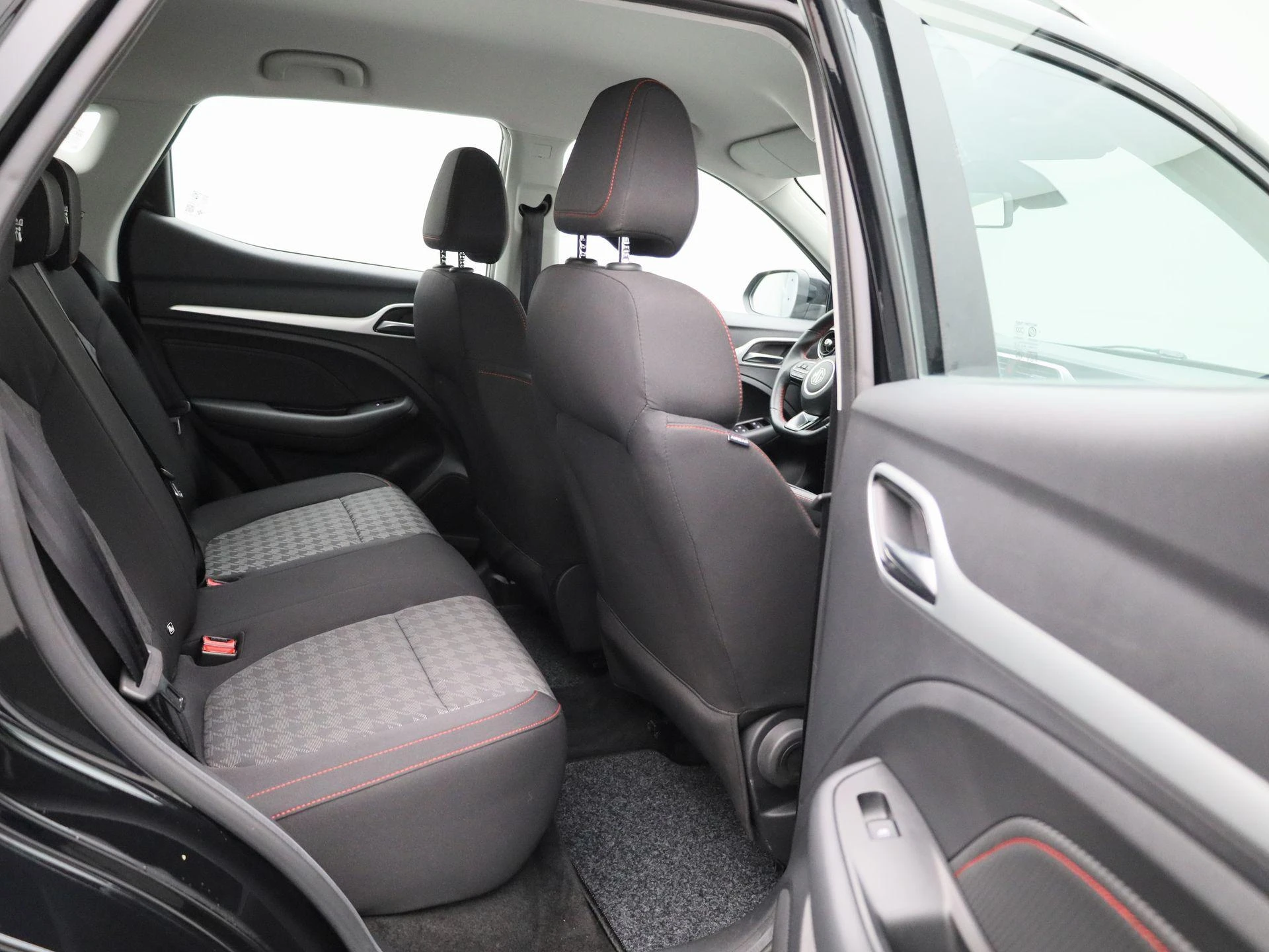 MG ZS EV - 36