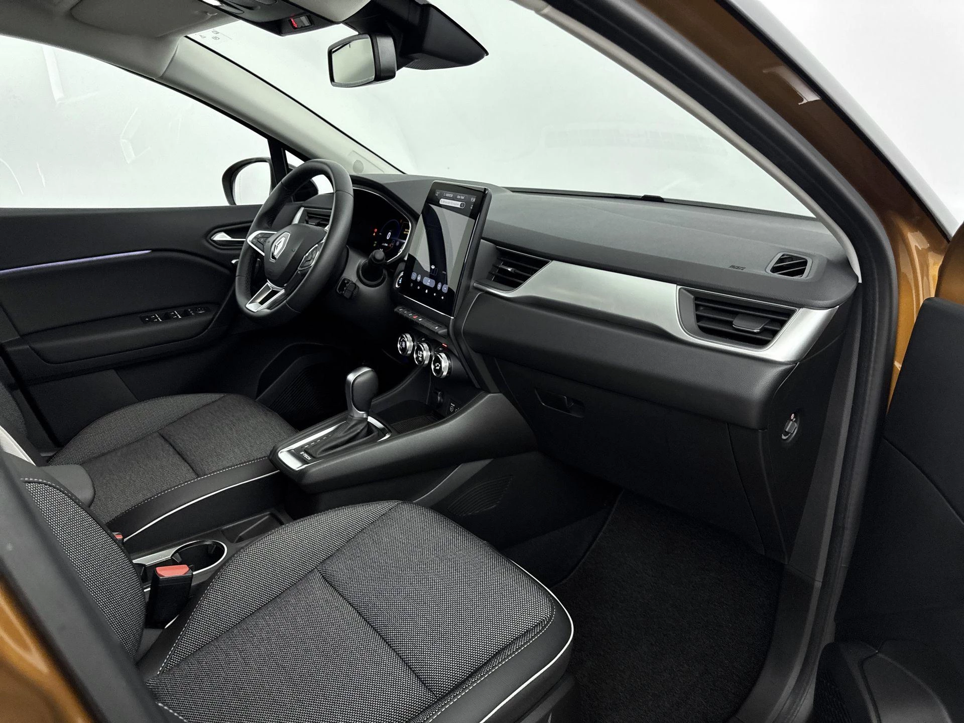 Renault-Captur-image-16