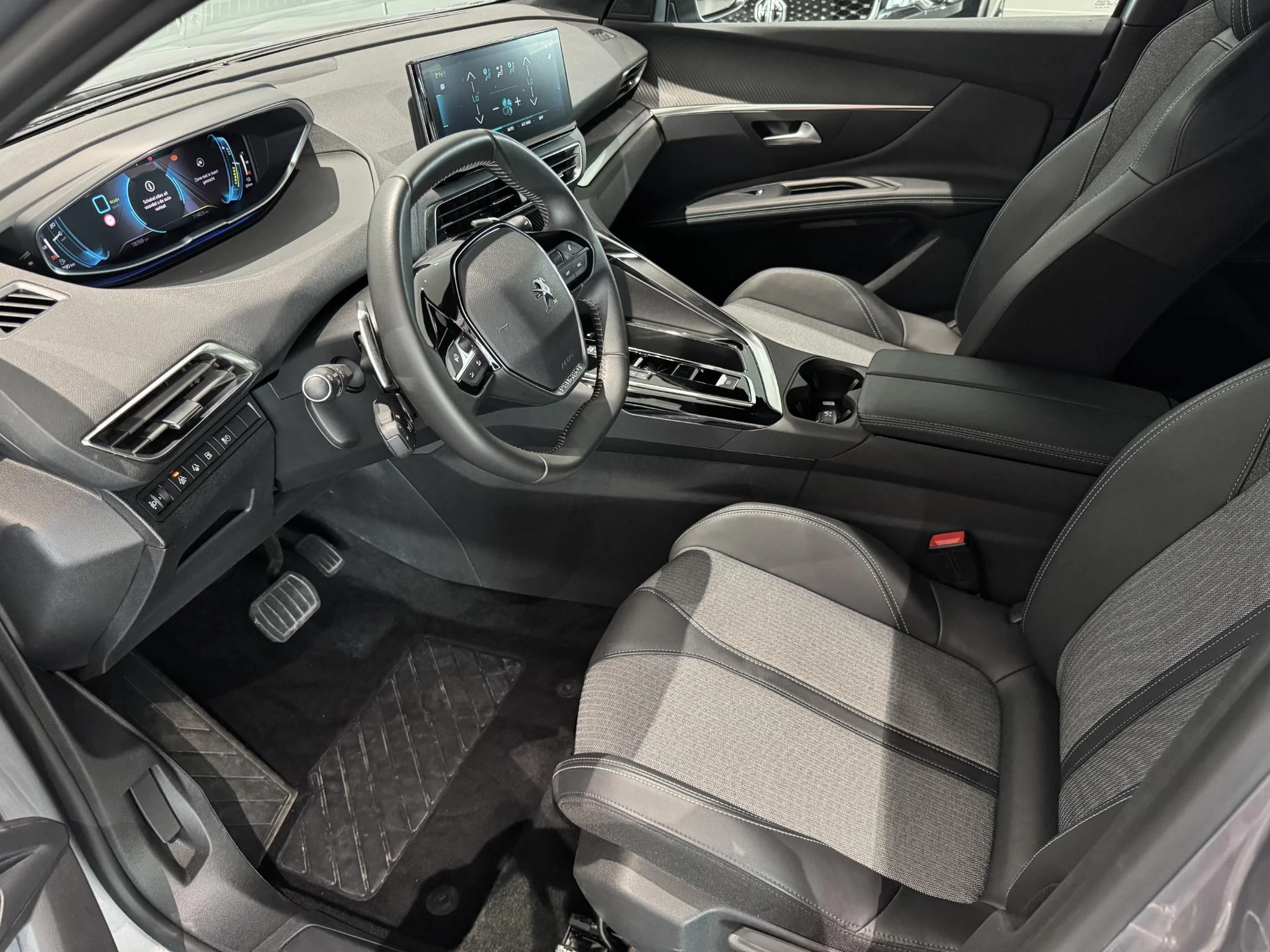 Peugeot-3008-image-11