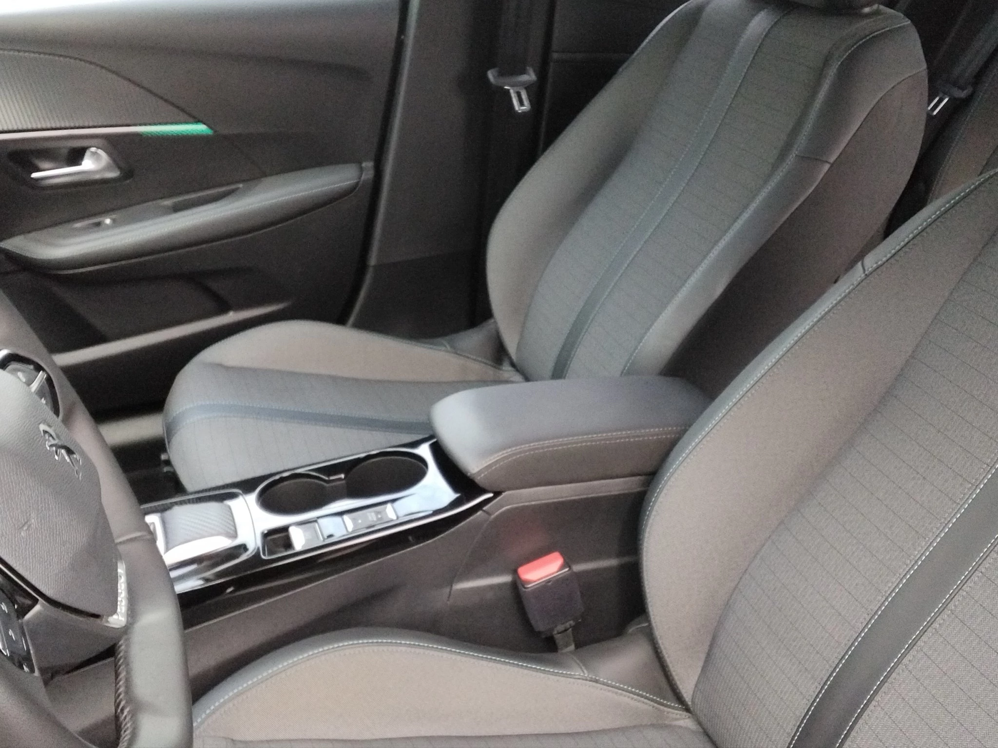 Peugeot 208 1.2 PureTech 100 Allure Pack (EURO 6d)