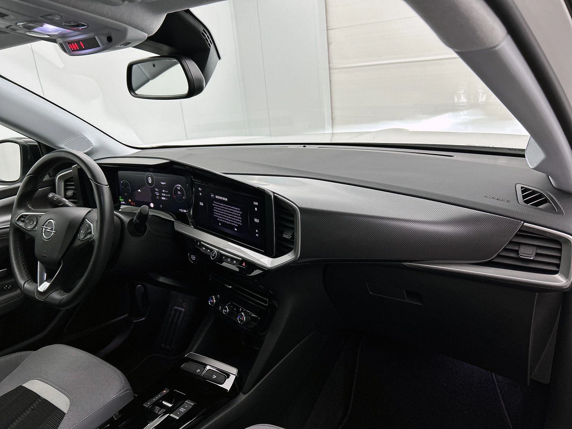 Opel-Mokka-e-image-24
