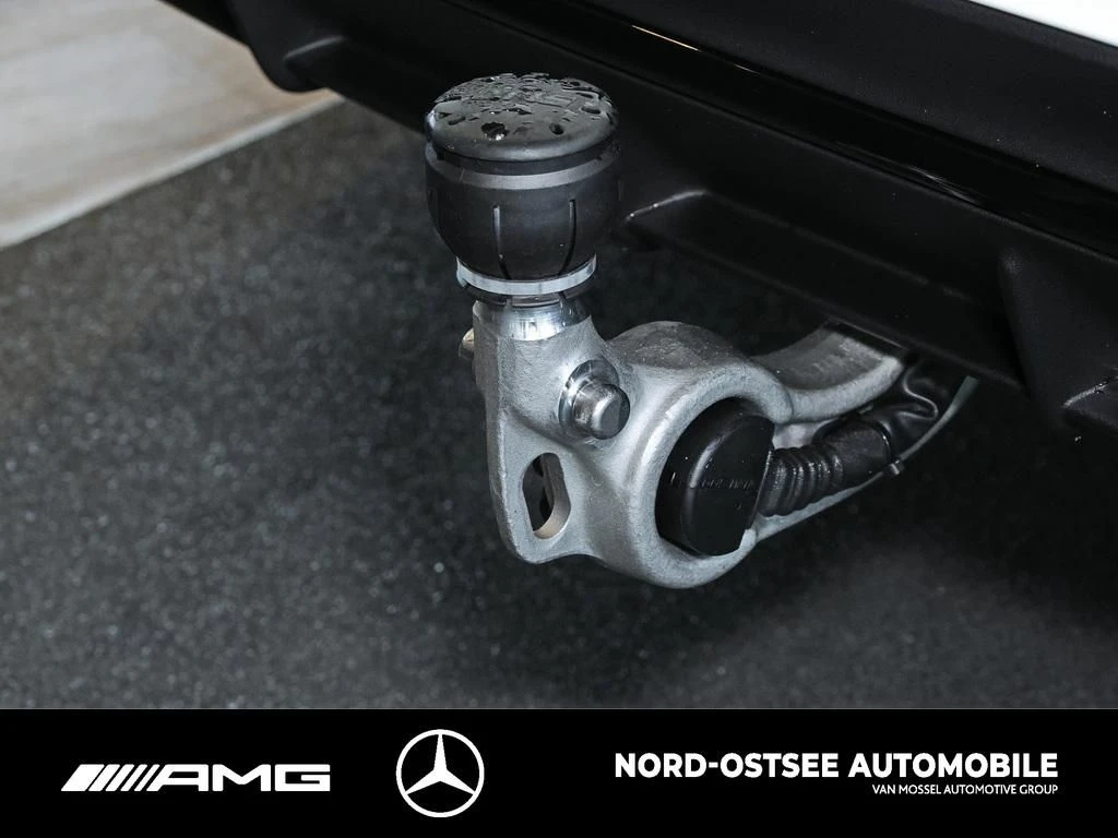 Mercedes-Benz E-Klasse 220 d T AMG NIGHT PANO DISTRONIC 4D-SOUND AMG Line