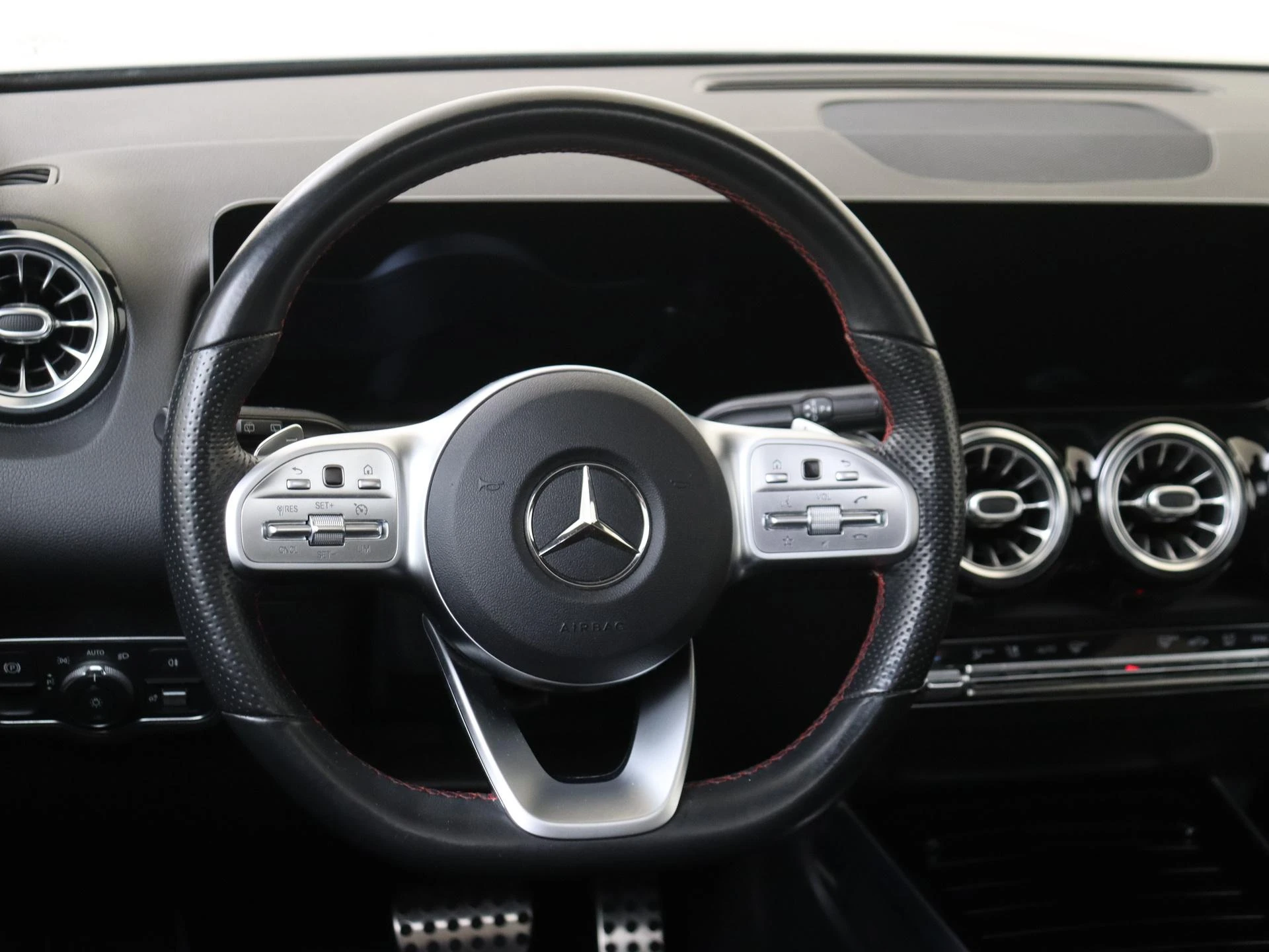 Mercedes-Benz GLB 180 Business Solution AMG 7p.
