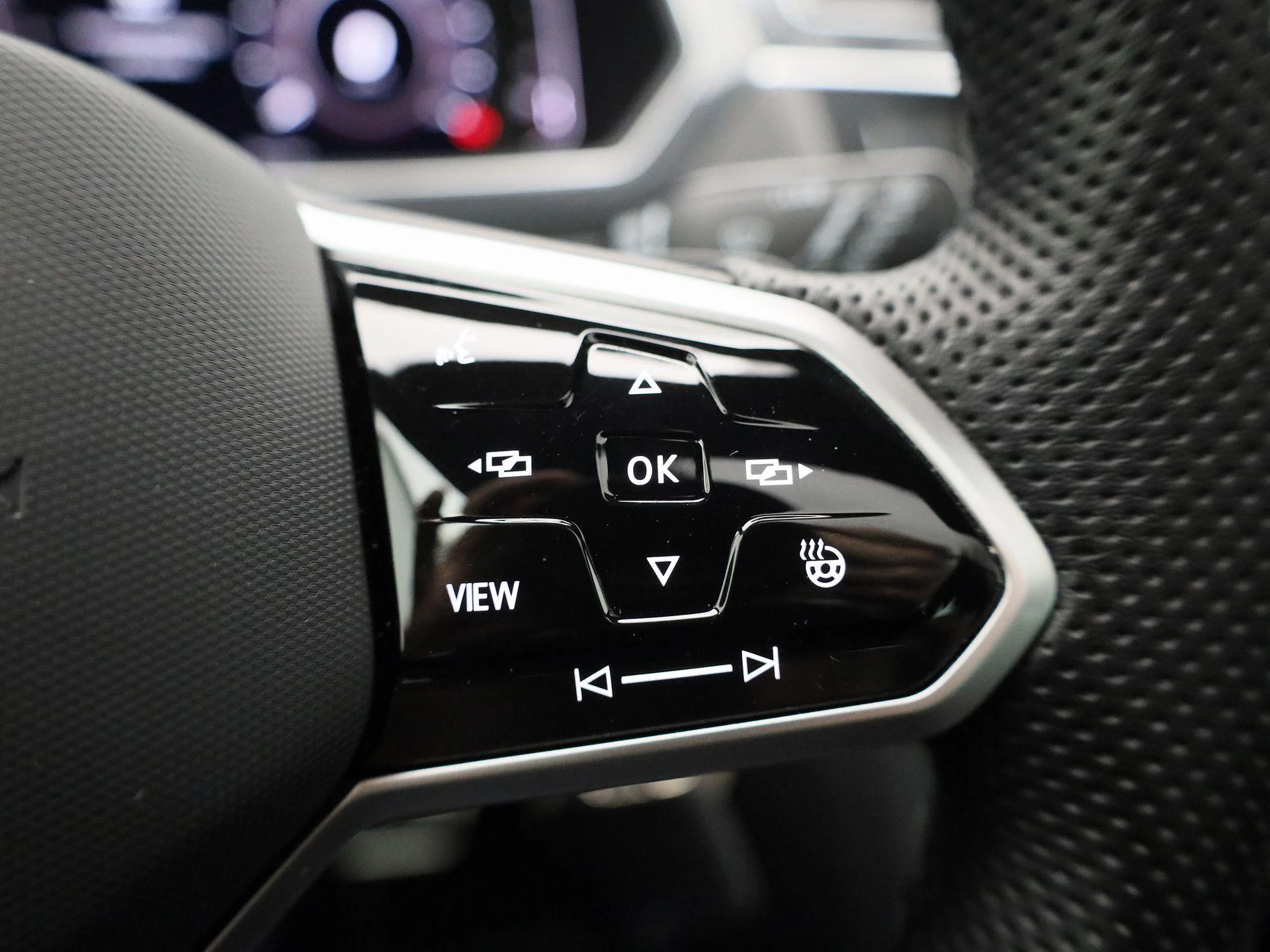 Volkswagen-Tiguan-image-23