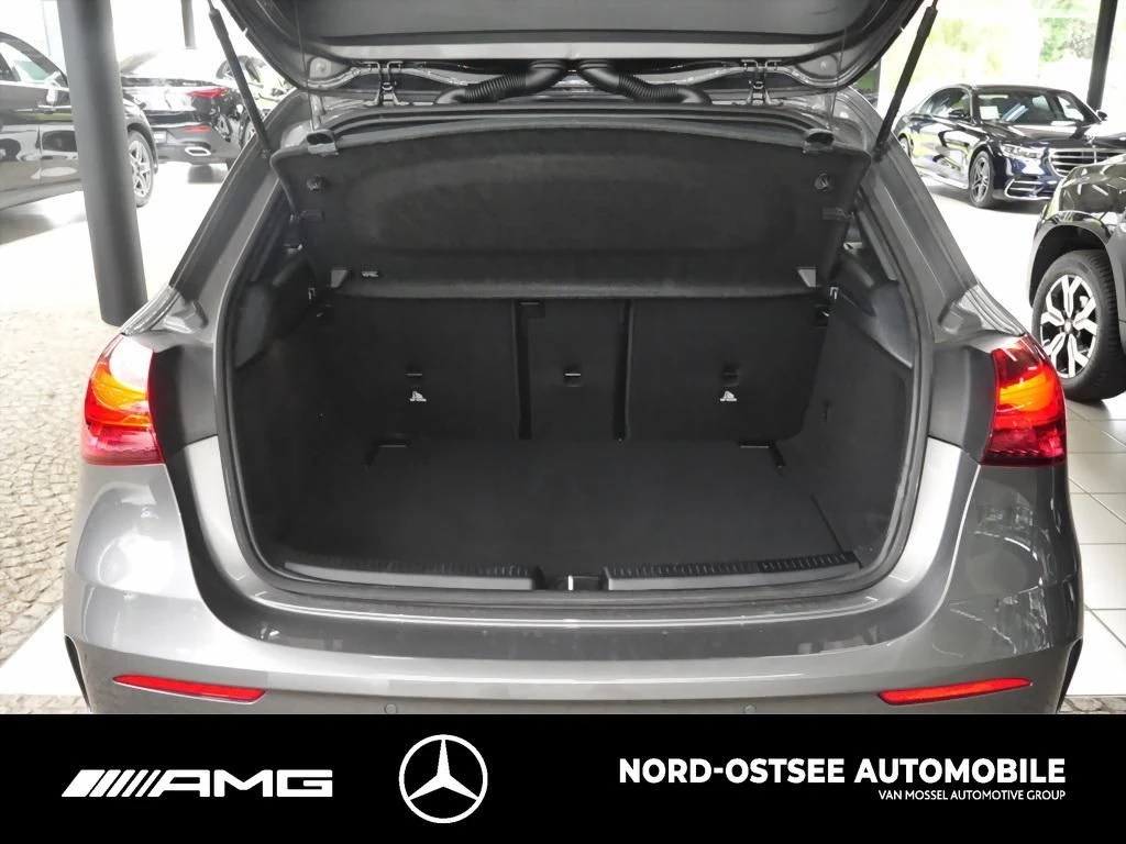 Mercedes-Benz A-Klasse 200 AMG NIGHT SHZ MBUX KLIMA AMG Line