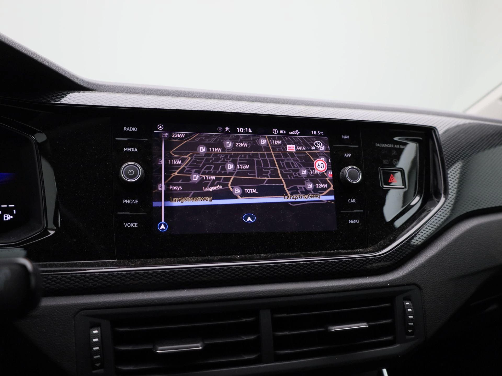 Volkswagen-Polo-image-16