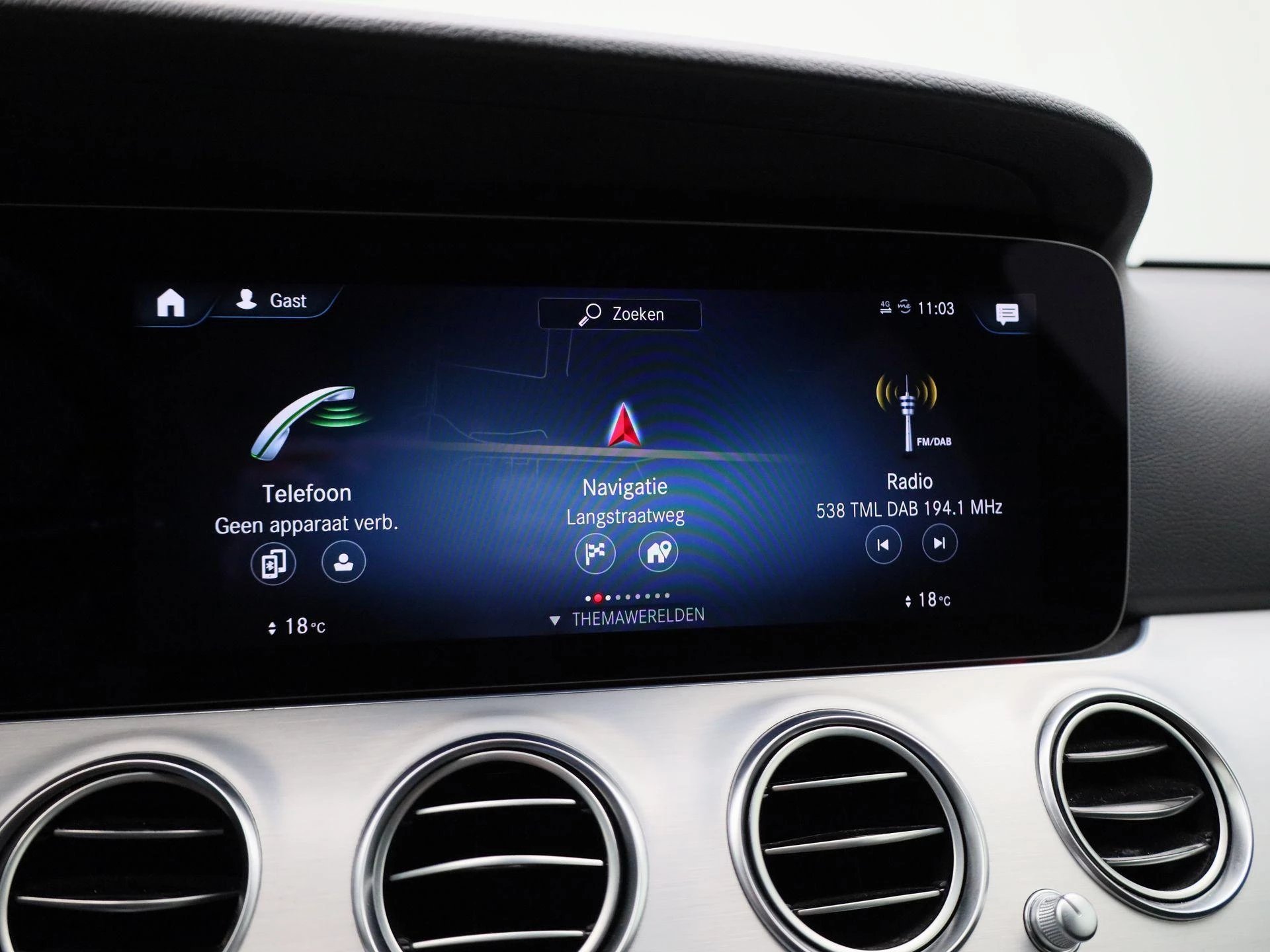 Mercedes-Benz-E-Klasse-image-14