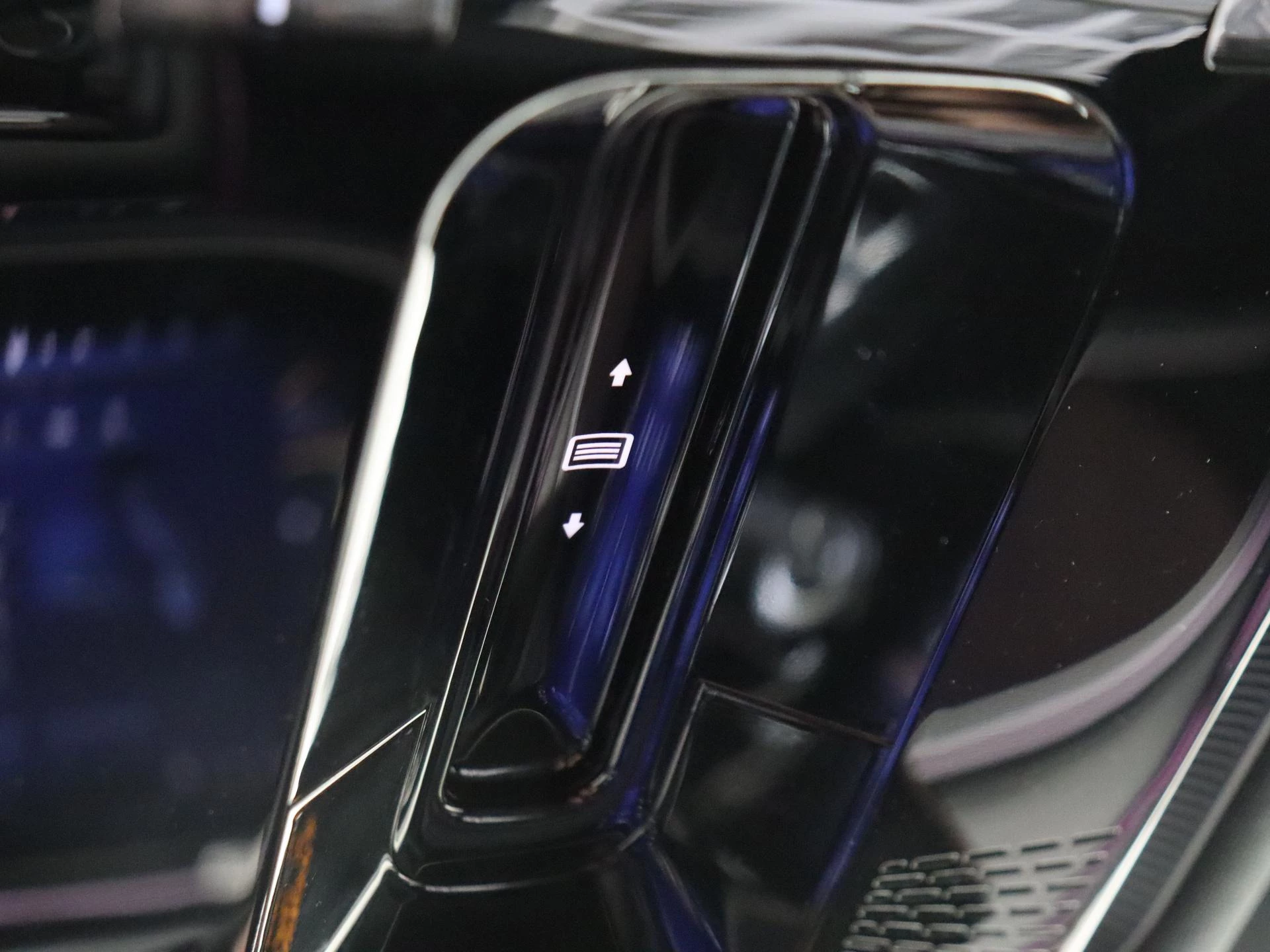 Mercedes-Benz-E-Klasse-image-27