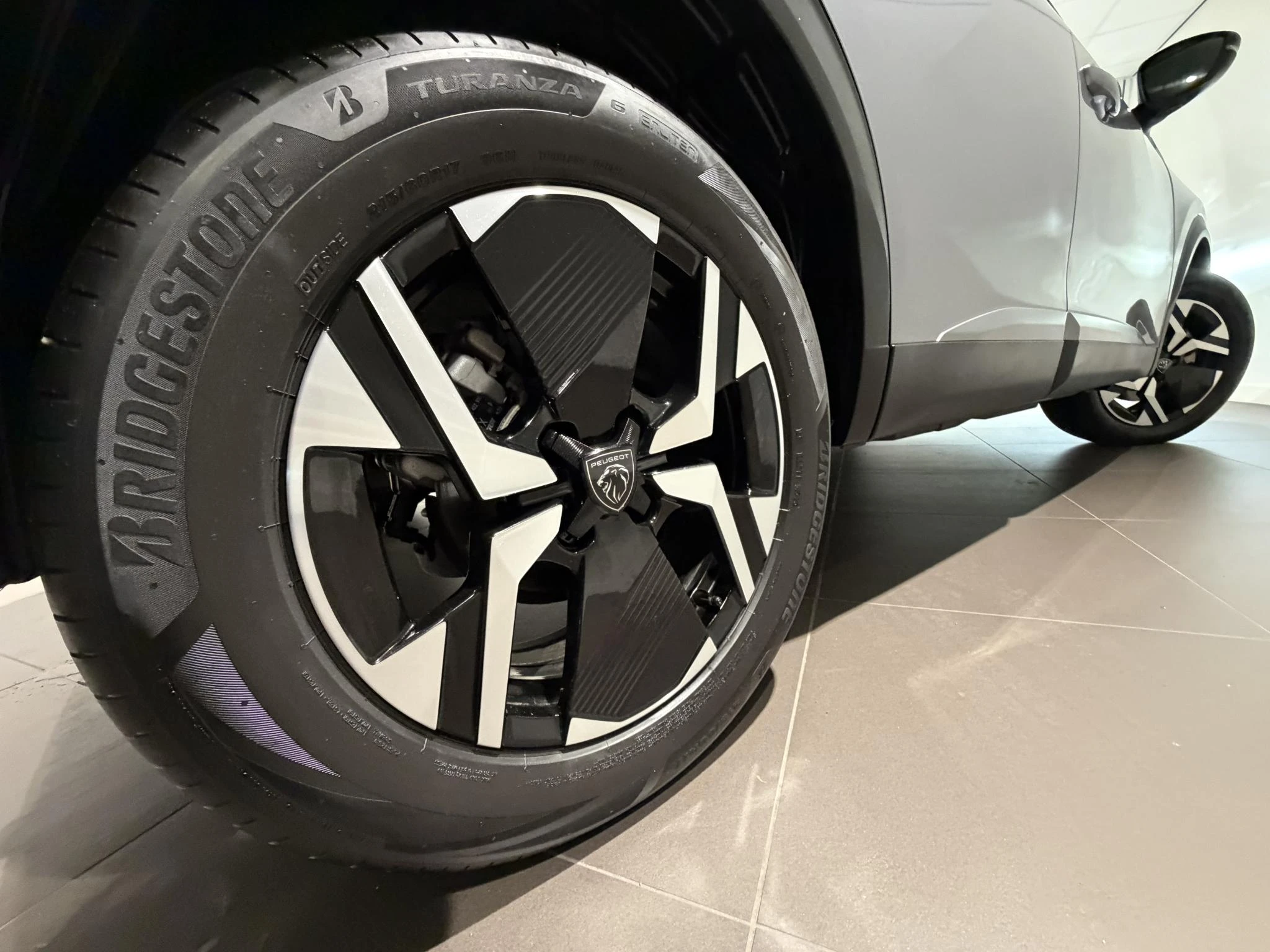 Peugeot-2008-image-24