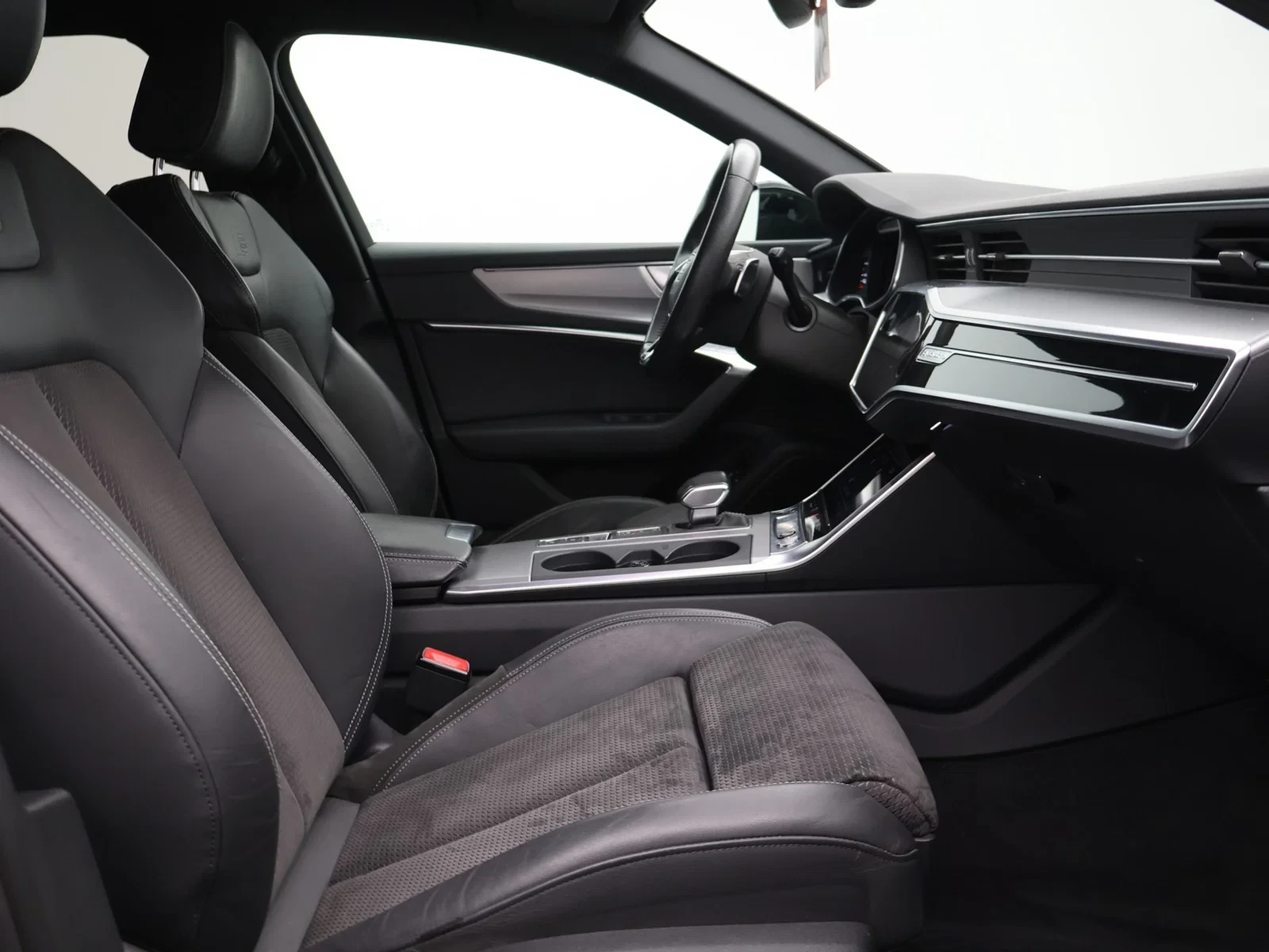Audi A6 Avant PHEV Avant PHEV 55TFSIe QUATTRO Competition 367PK *AUTOMAAT*LEDER*ALCANTARA*ACC*PDC*CAMERA*NAVI*...*
