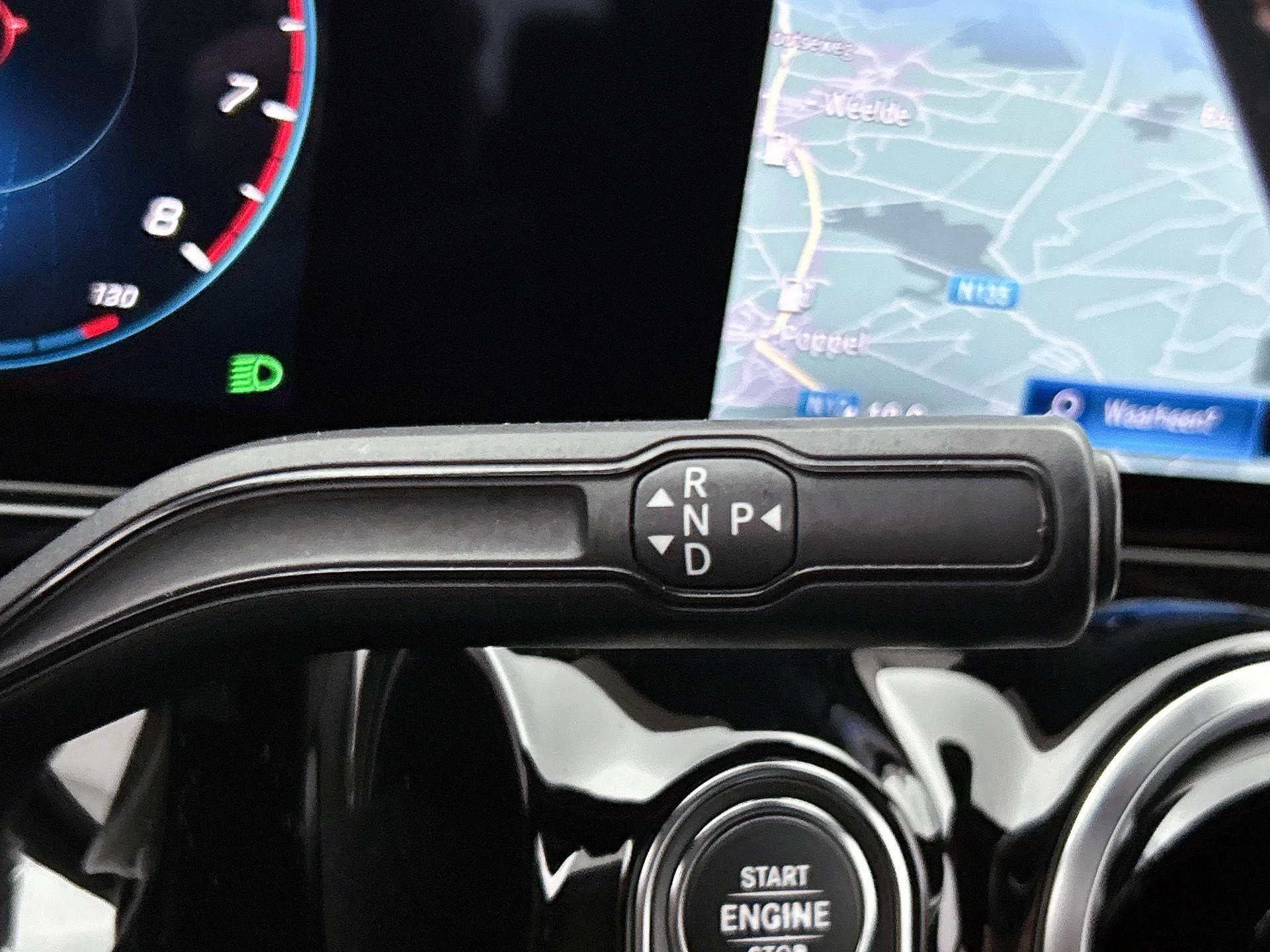 Mercedes-Benz-B-Klasse-image-11