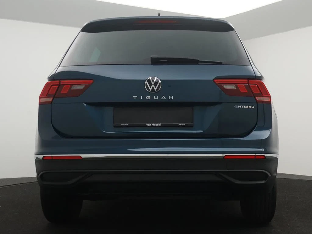 Volkswagen-Tiguan-image-3