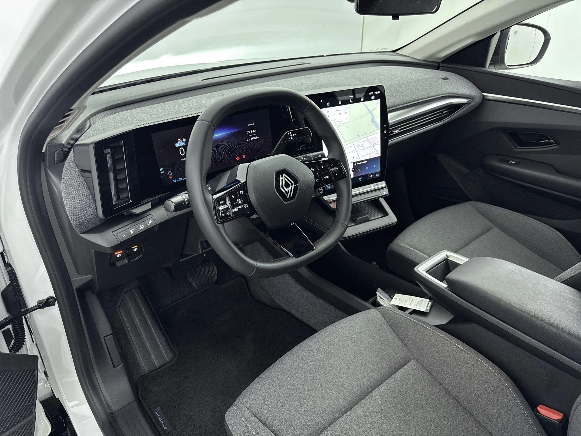 Renault-Megane E-Tech-image-7