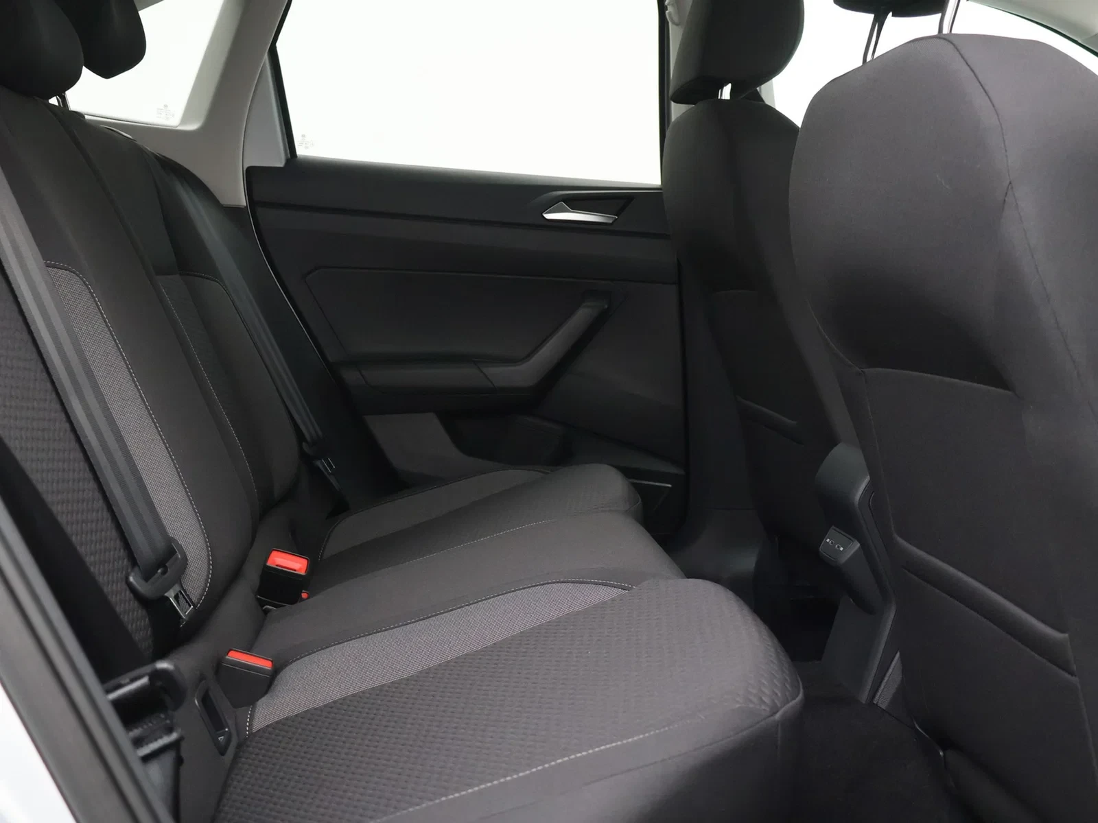 Volkswagen Taigo Taigo Life Business 1.0TSI 116PK *AUTOMAAT*ACC*CAMERA*PDC*APP-CONNECT*NAVI*...* DEMO