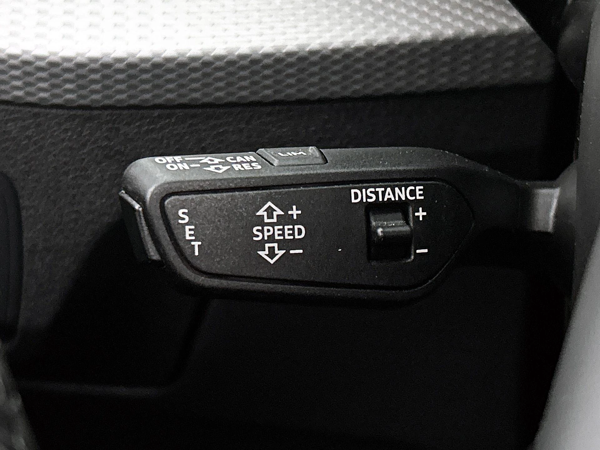 Audi-Q2-image-27