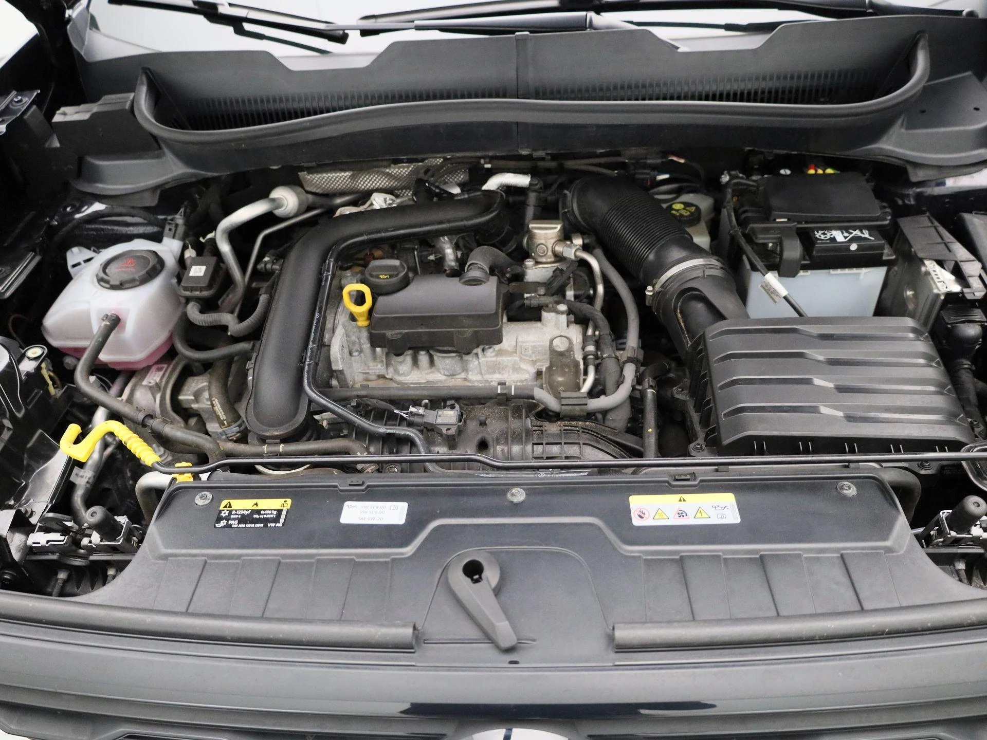 Volkswagen-T-Cross-image-33