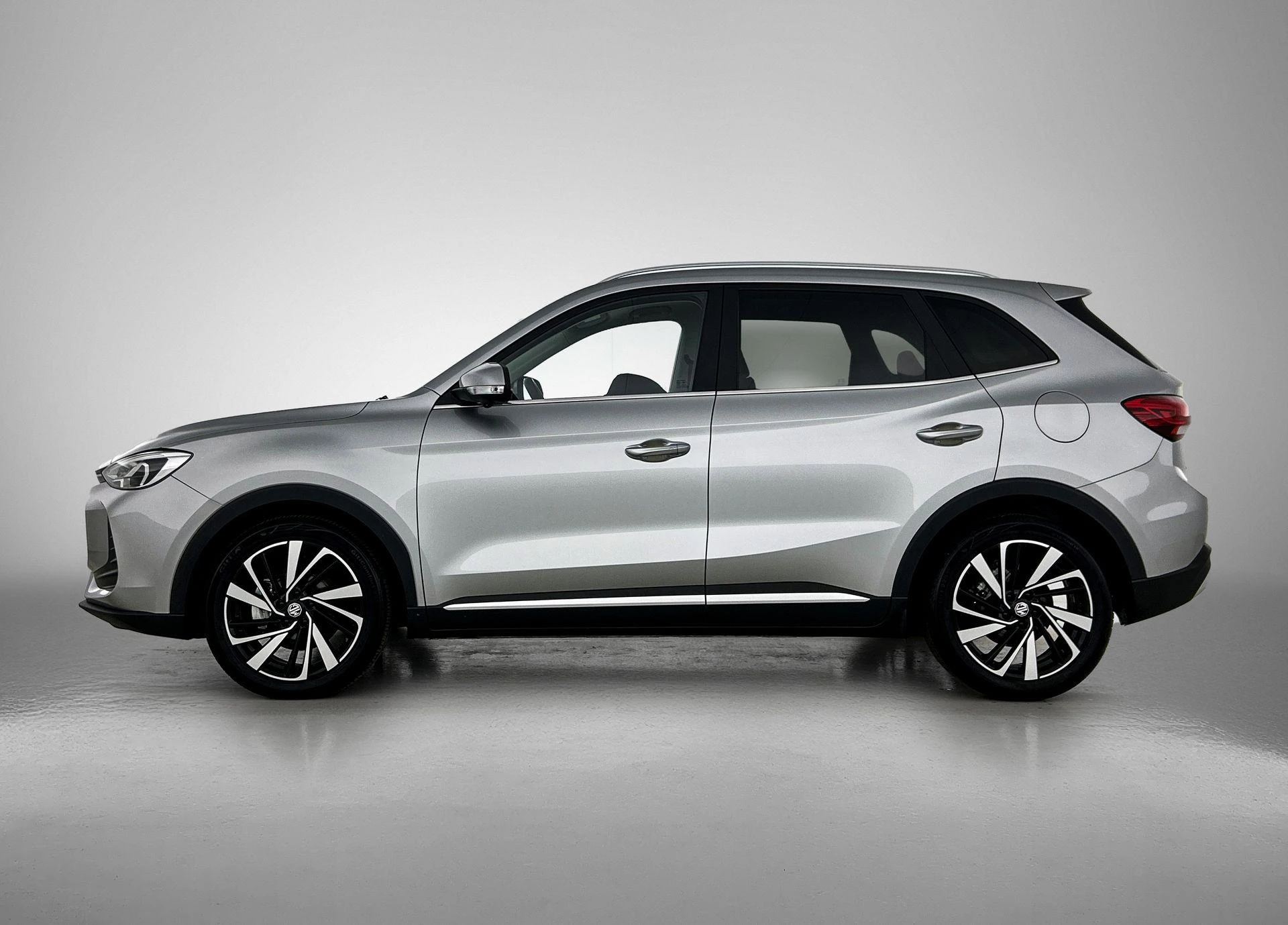 MG-ZS-image-1
