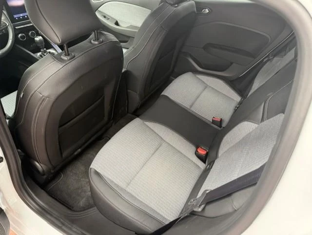 Renault-Clio-image-7