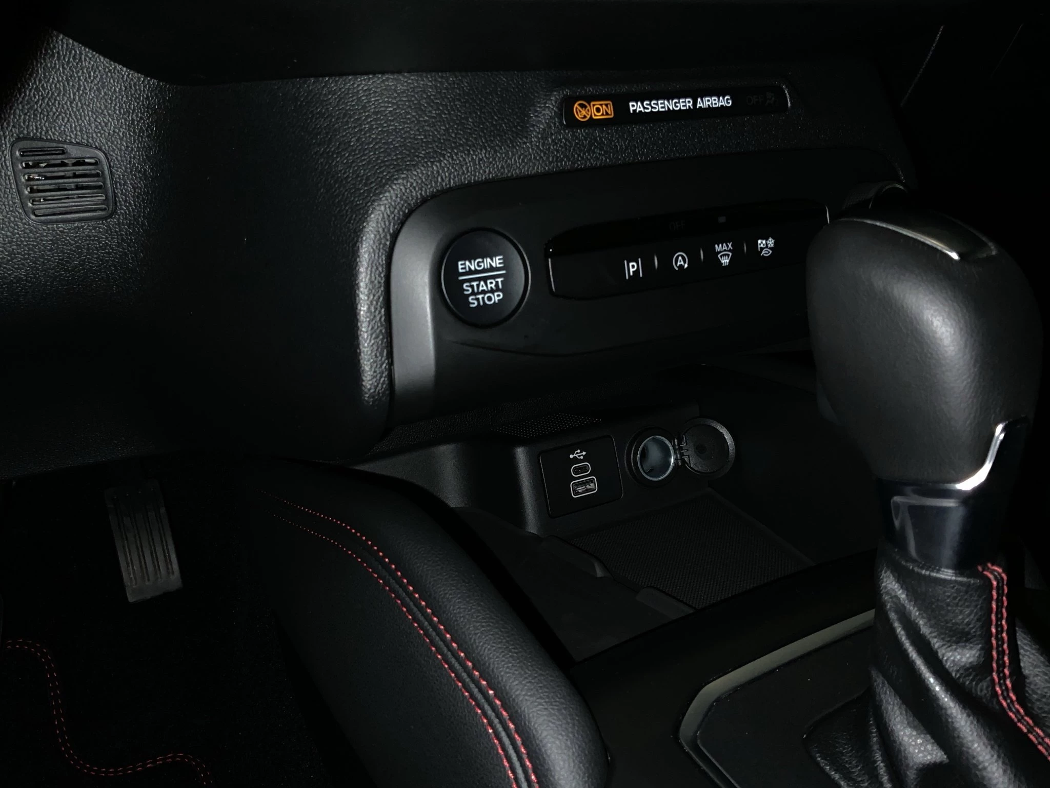 Ford Focus ST-Line X Turnier Aut.*AHK*ACC*HUD*KAM*NAVI*WINTER-PKT.