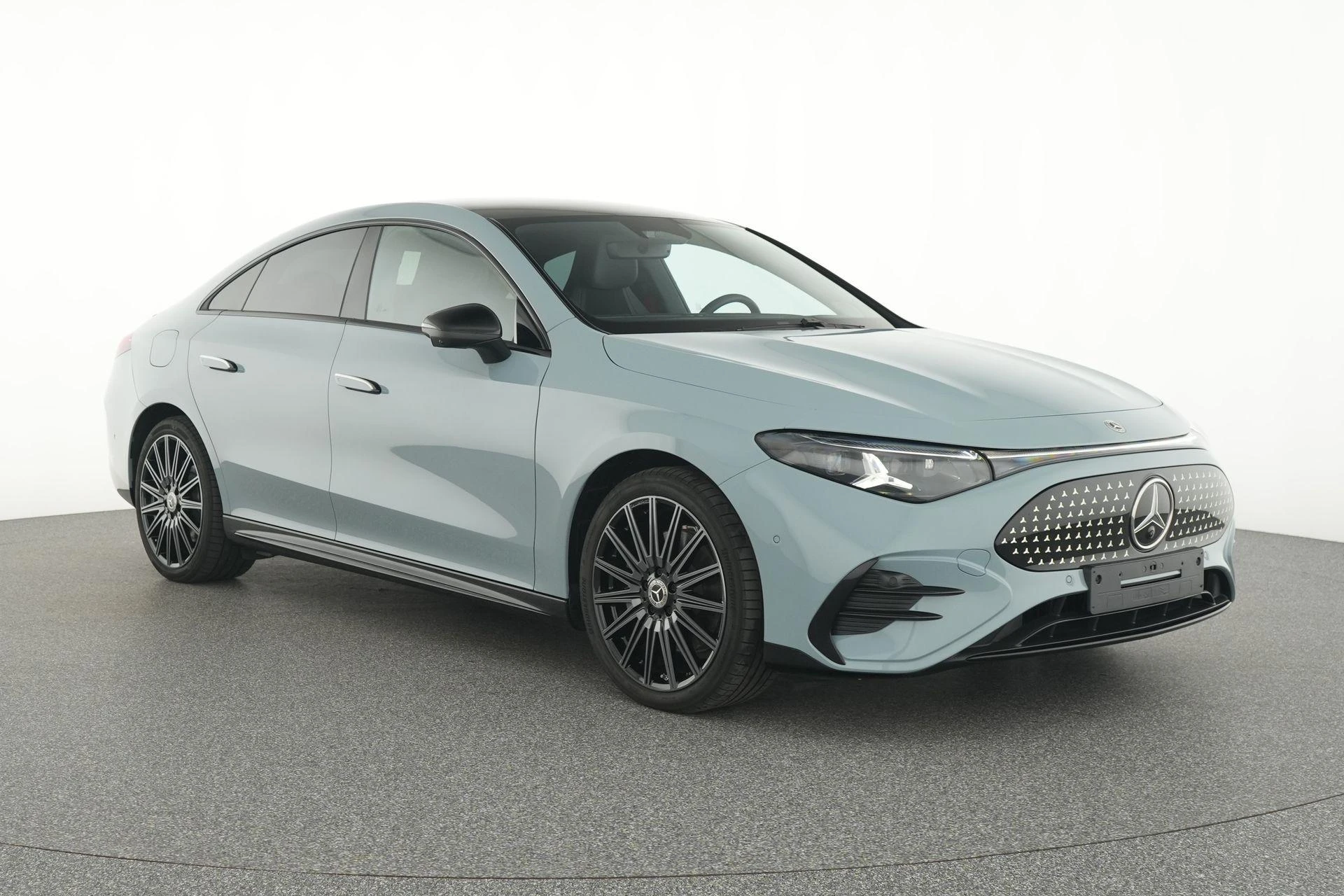 Mercedes-Benz-CLA-image-1