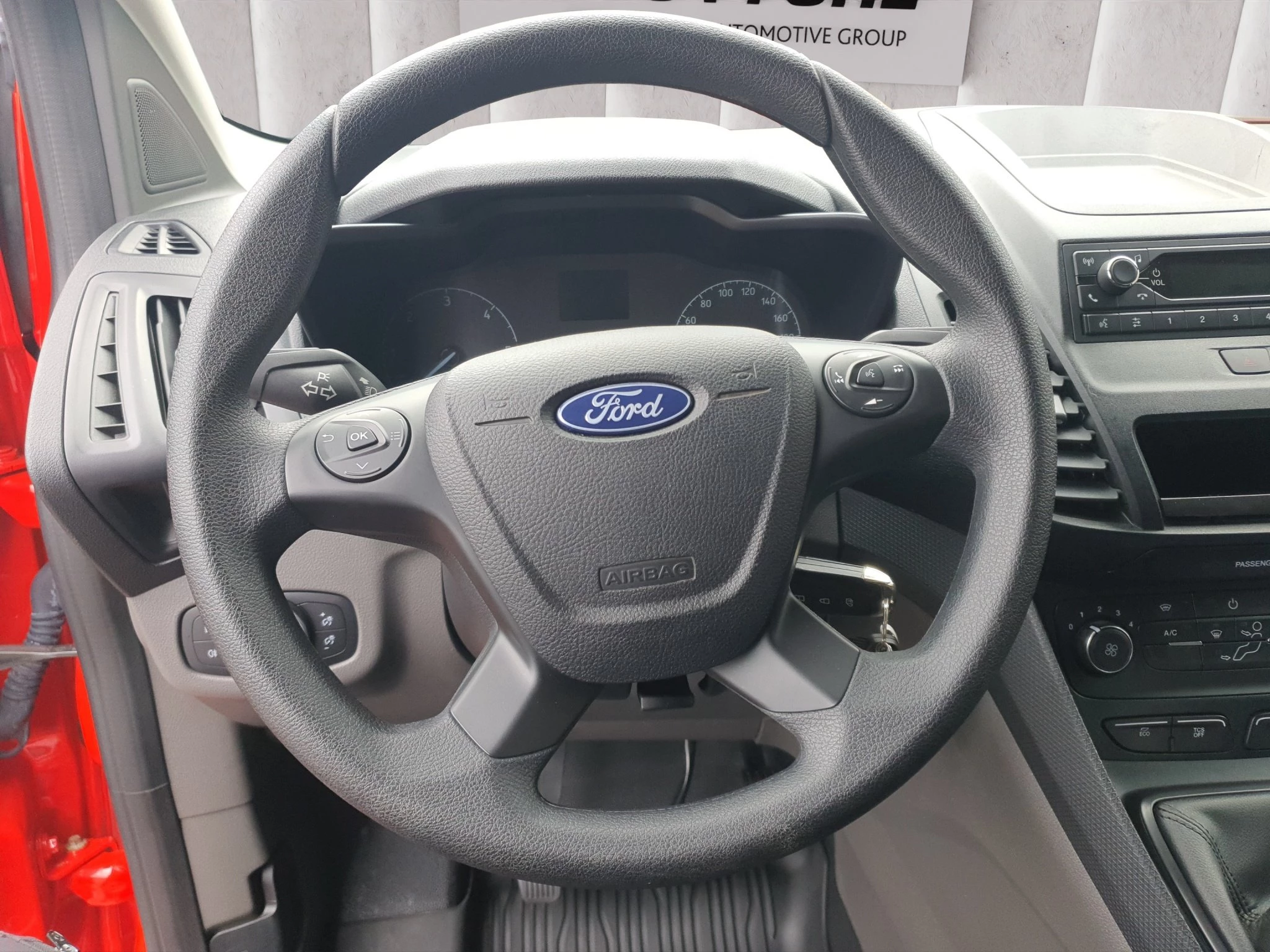 Ford-Transit Connect-image-11