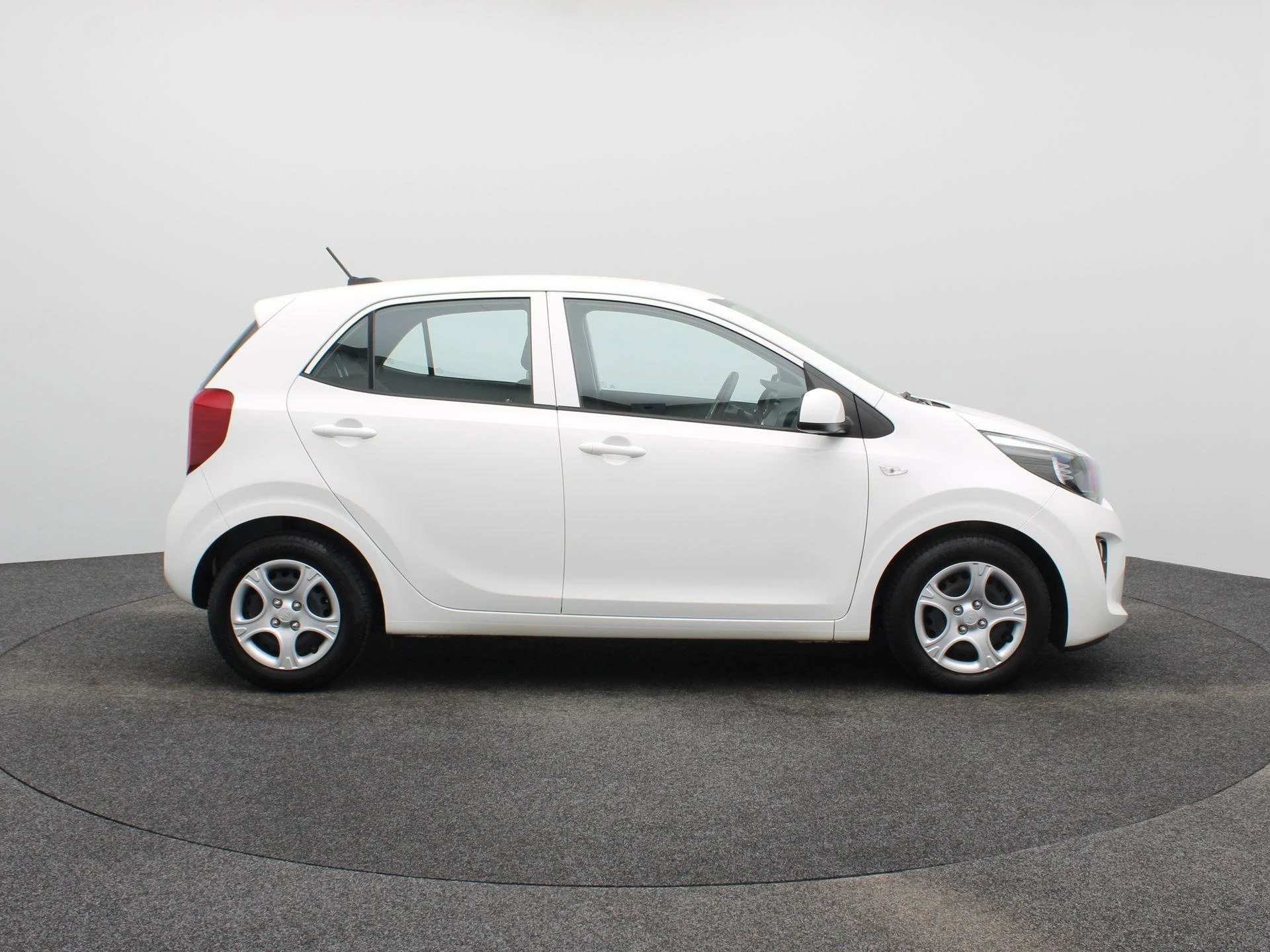 Kia-Picanto-image-5