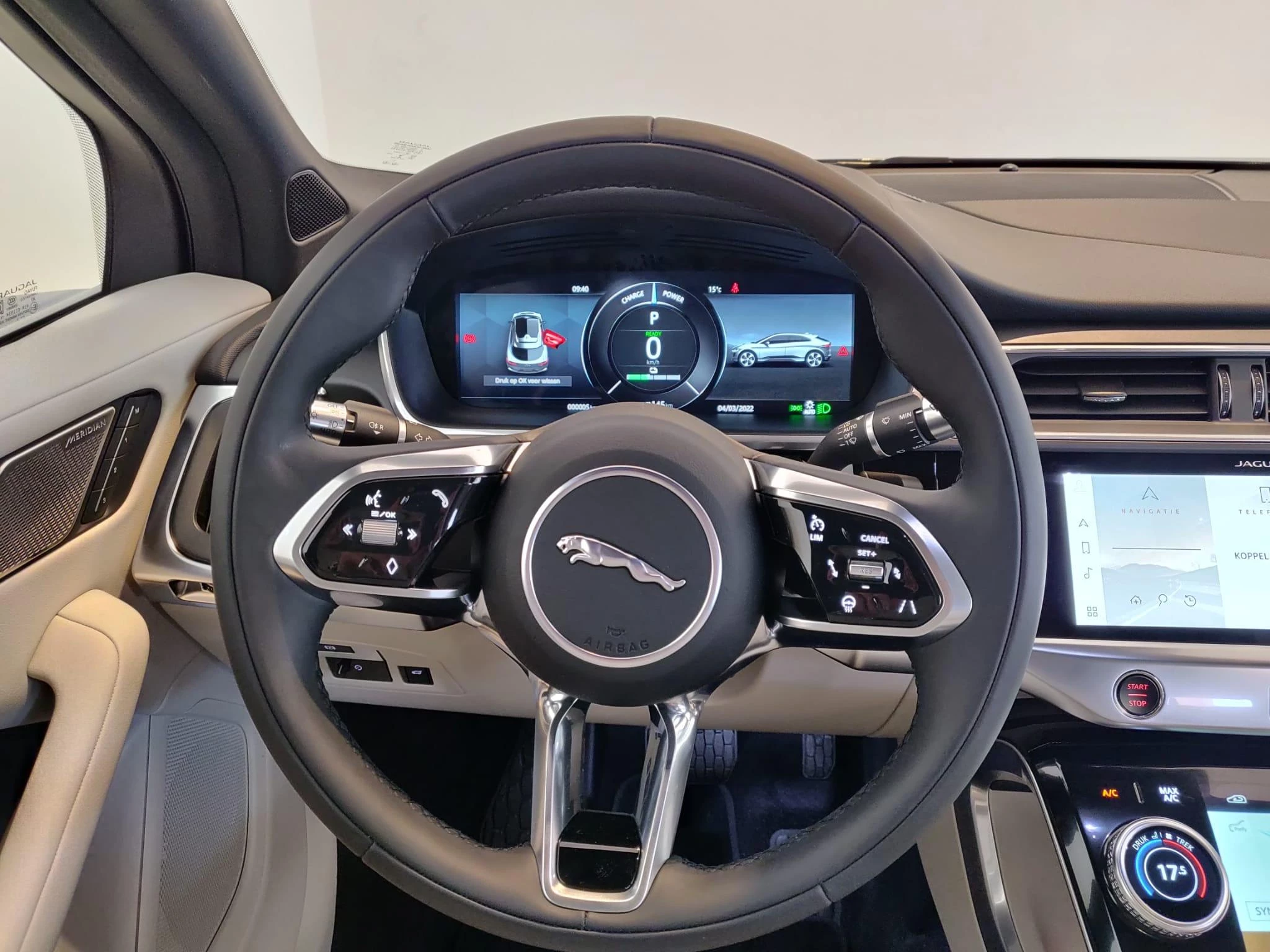 Jaguar-I-PACE-image-11