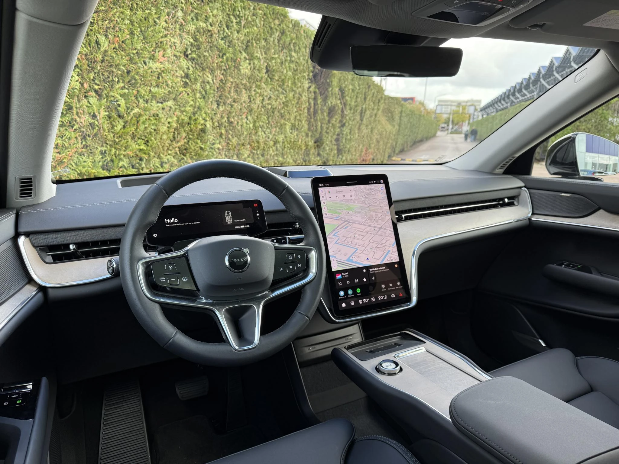 Volvo-EX90-image-1