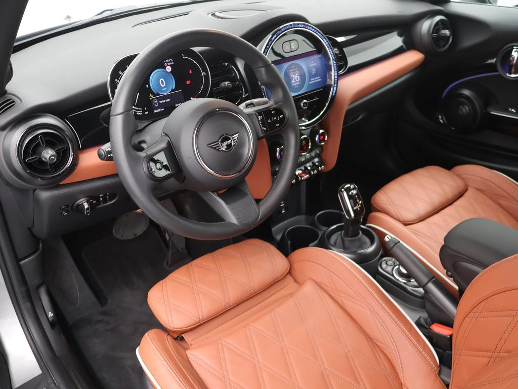 MINI-Cabrio-image-18