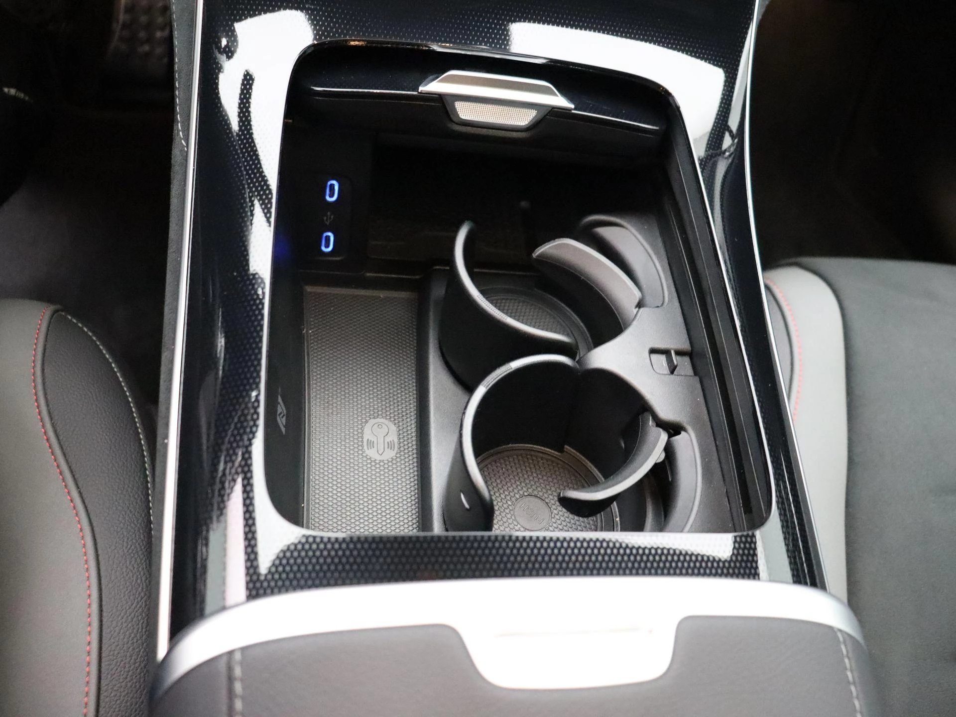 Mercedes-Benz EQE 300 AMG Line + PANORAMISCH DAK + AIRMATIC +