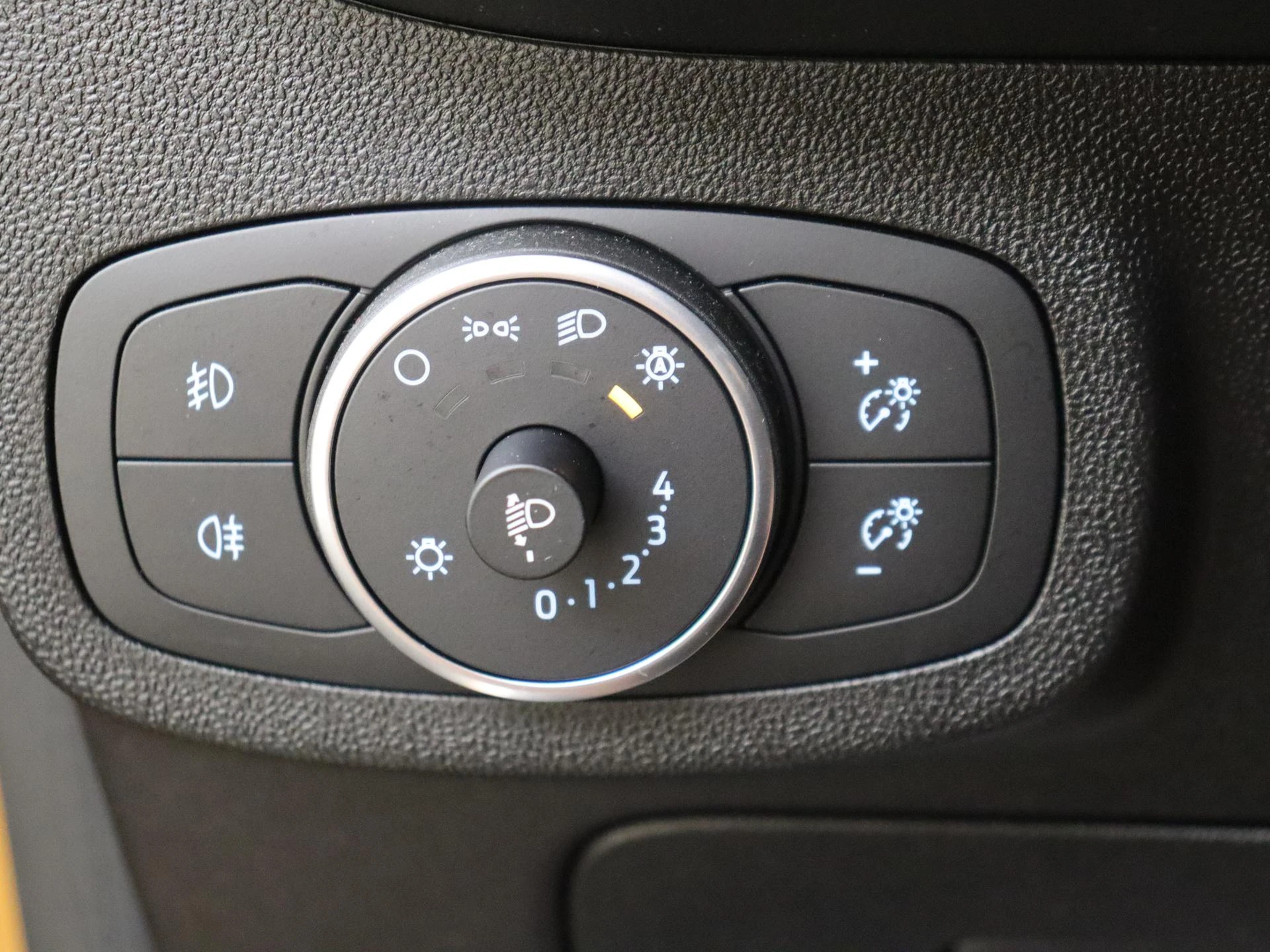 Ford-Fiesta-image-23