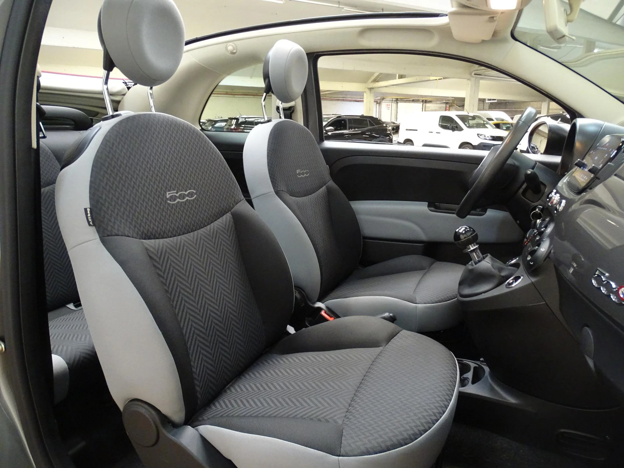 Fiat-500C-image-13
