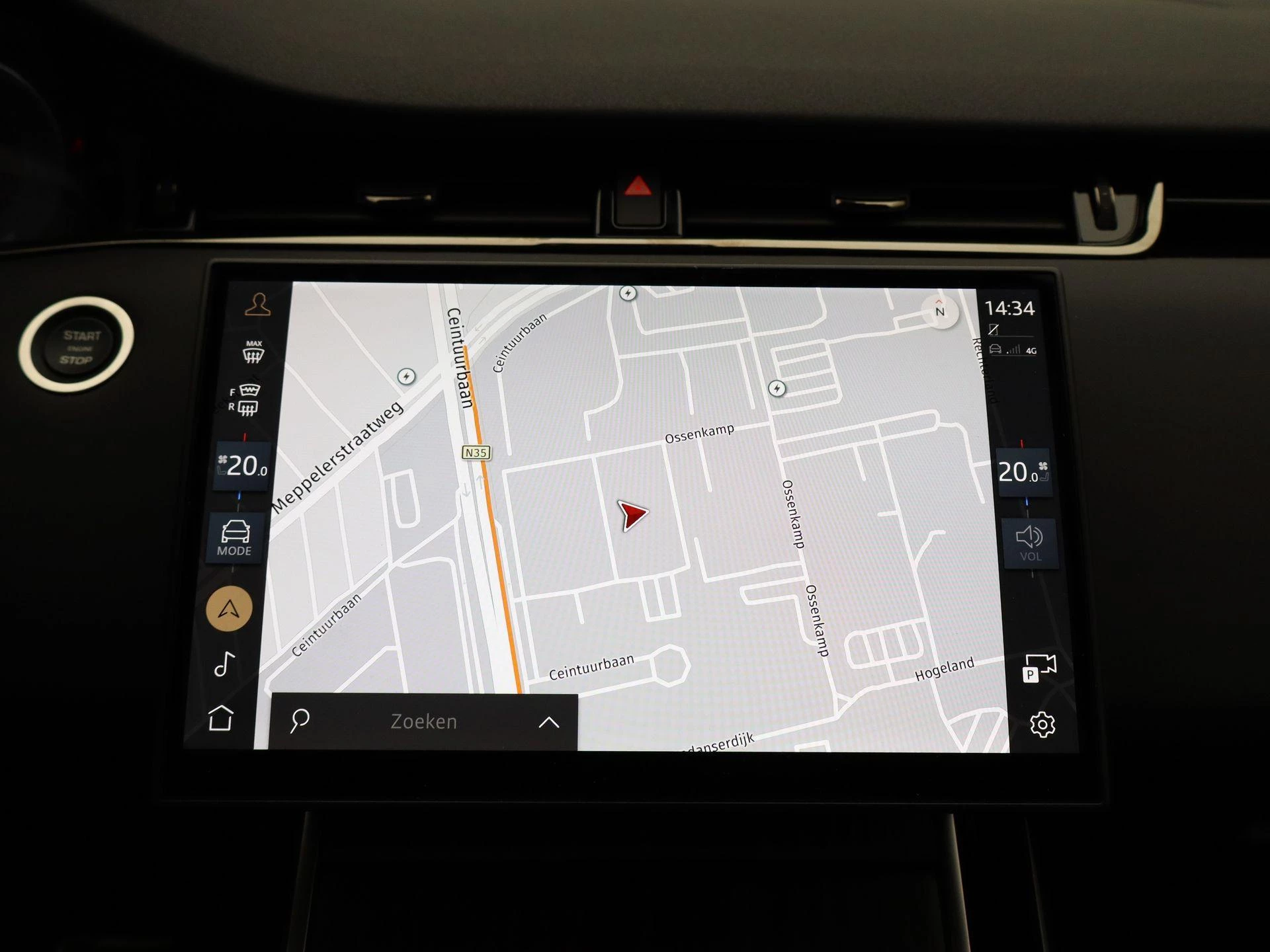 Land Rover-Range Rover Evoque-image-15