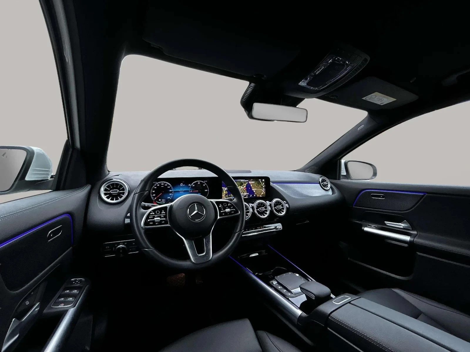 Mercedes-Benz-EQA-image-15