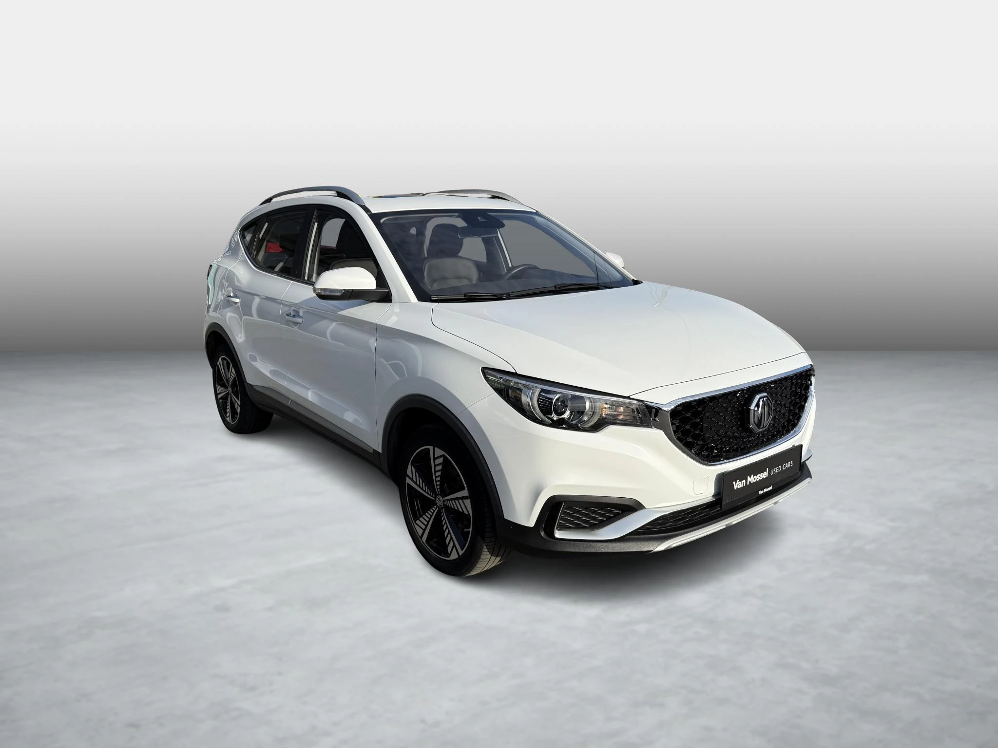 MG-ZS EV-image-2