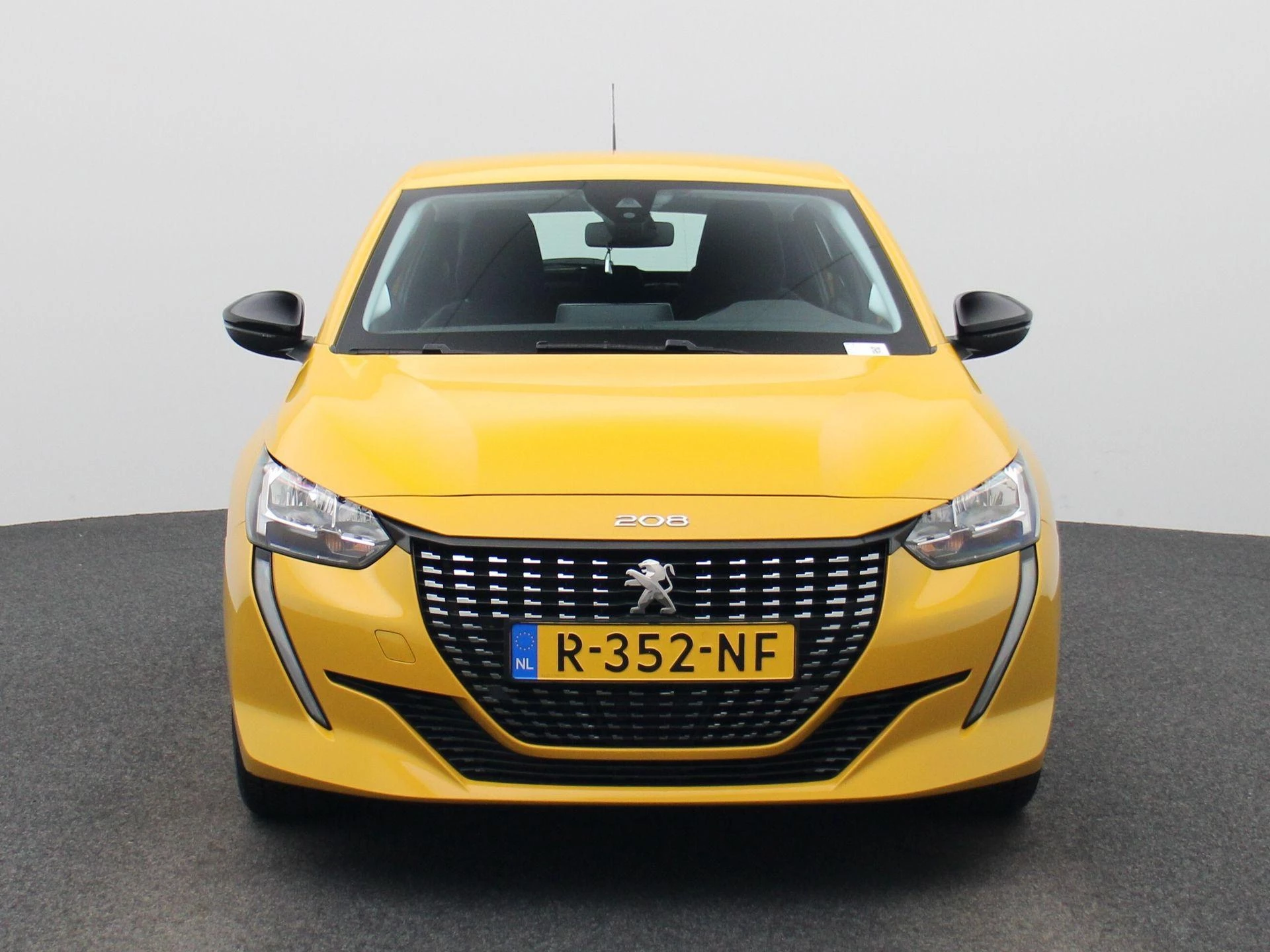 Peugeot-208-image-2